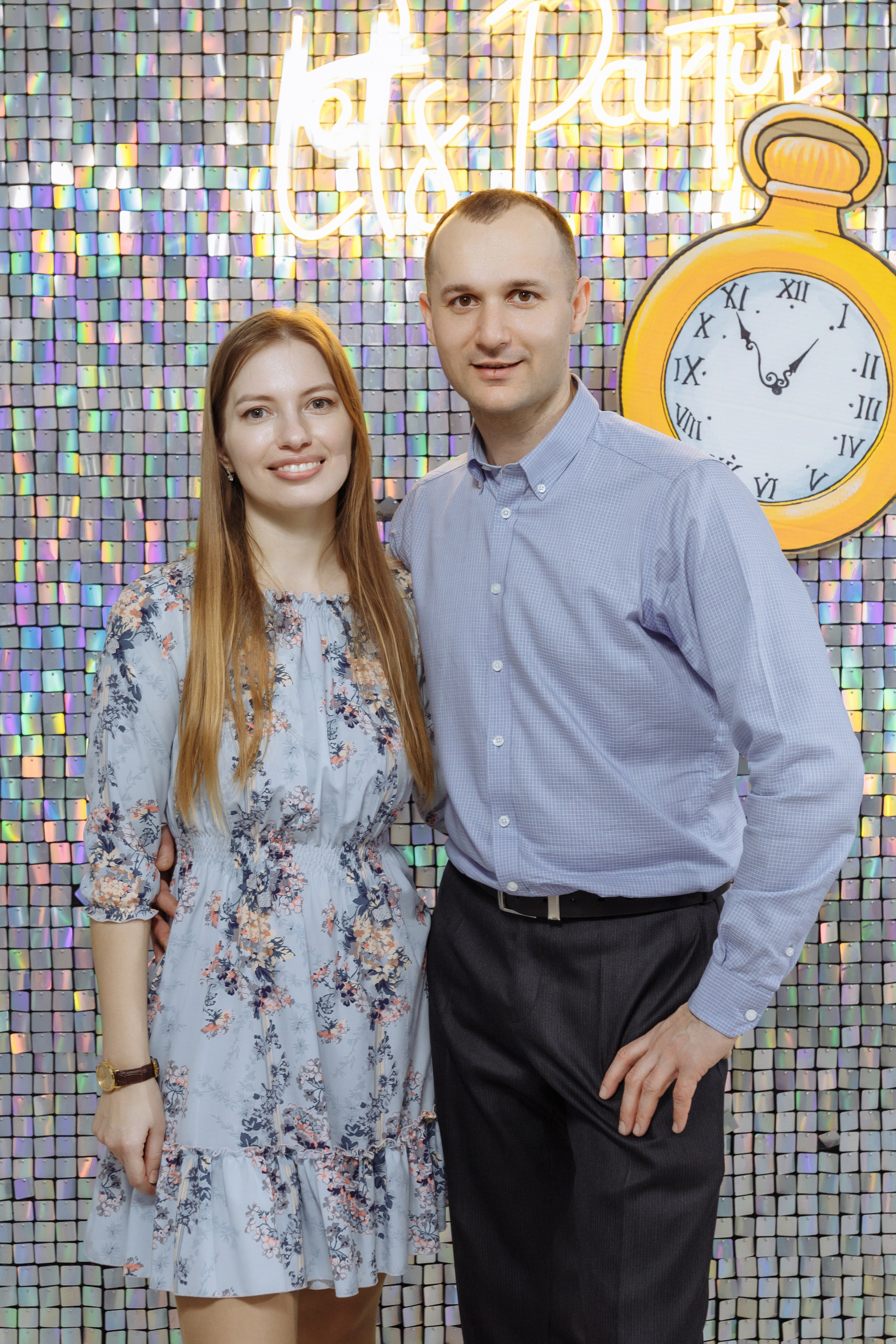 Олеся празднует свое 6 летие в компании Алисы, Чеширского кота и друзей. Событийный фотограф Максим Бескоровайновнов