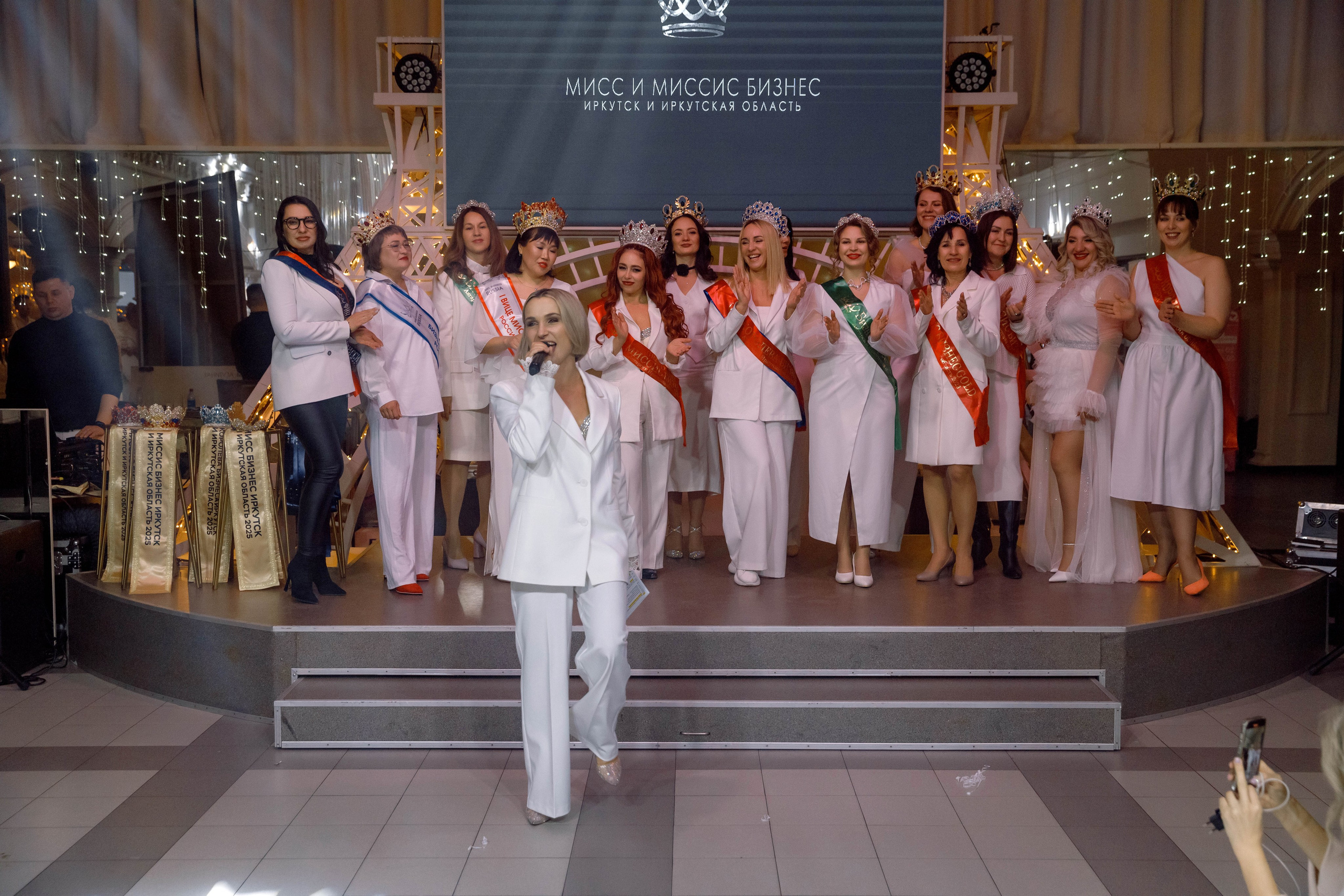 Мисс и Миссис Бизнес Иркутск 2025 (открытие, рест. Париж). Свадебный фотограф Иркутск, репортажный фотограф Иркутск