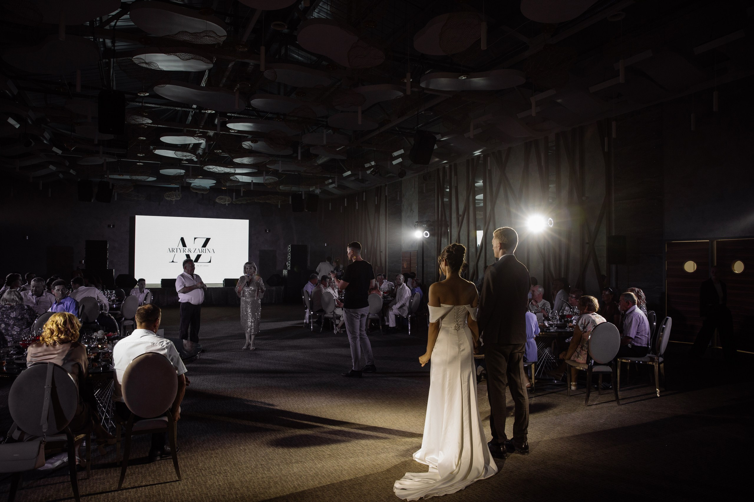 First of all, it's not the planes. Свадебный фотограф в Казани, РТ, РФ Миннуллин Динар