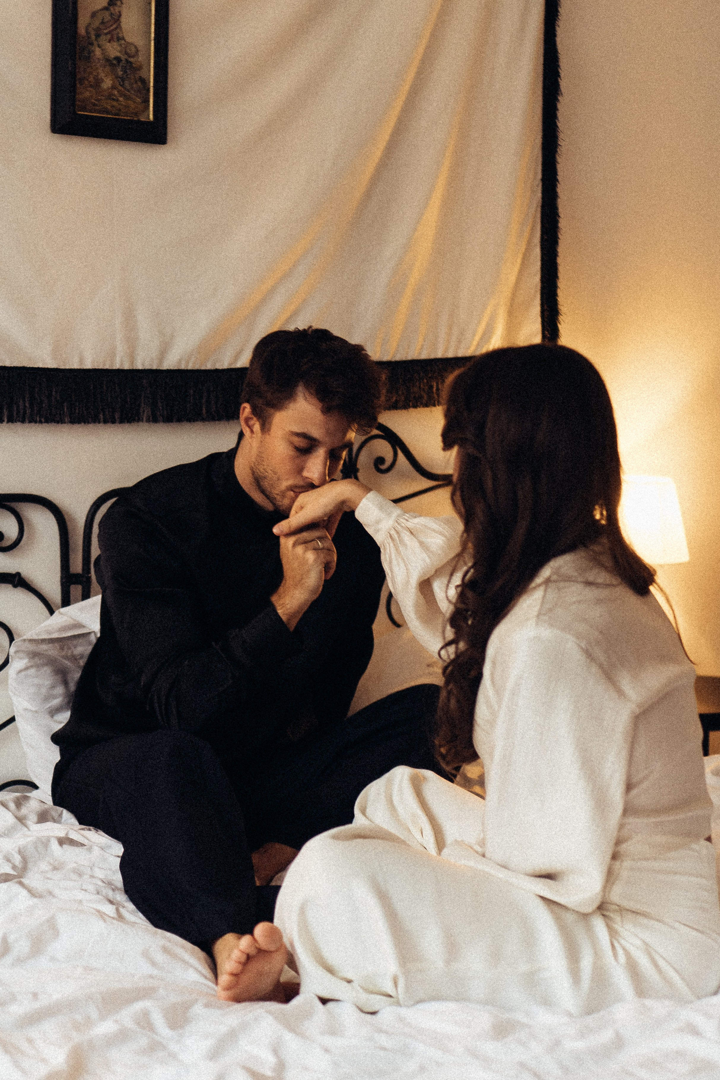 УТРО ЖЕНИХА И НЕВЕСТЫ В ПИТЕРСКОЙ КВАРТИРЕ И СЬЕМКА С СВАДЕБНЫХ ОБРАЗАХ. Профессиональный фотограф, Санкт-Петербург — Виктория Богомолова