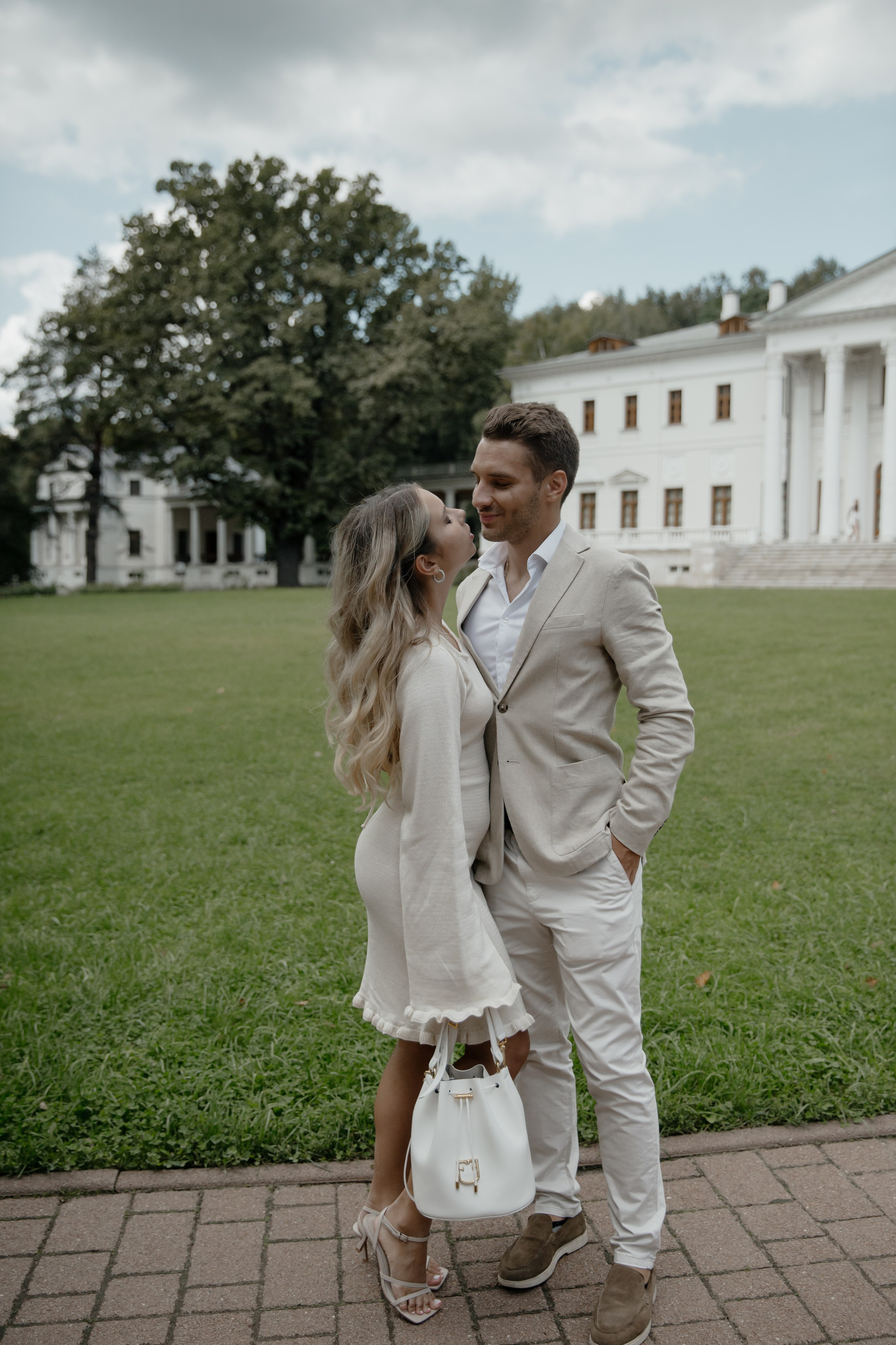 25.08.2024. RETOUCH-HOUSE