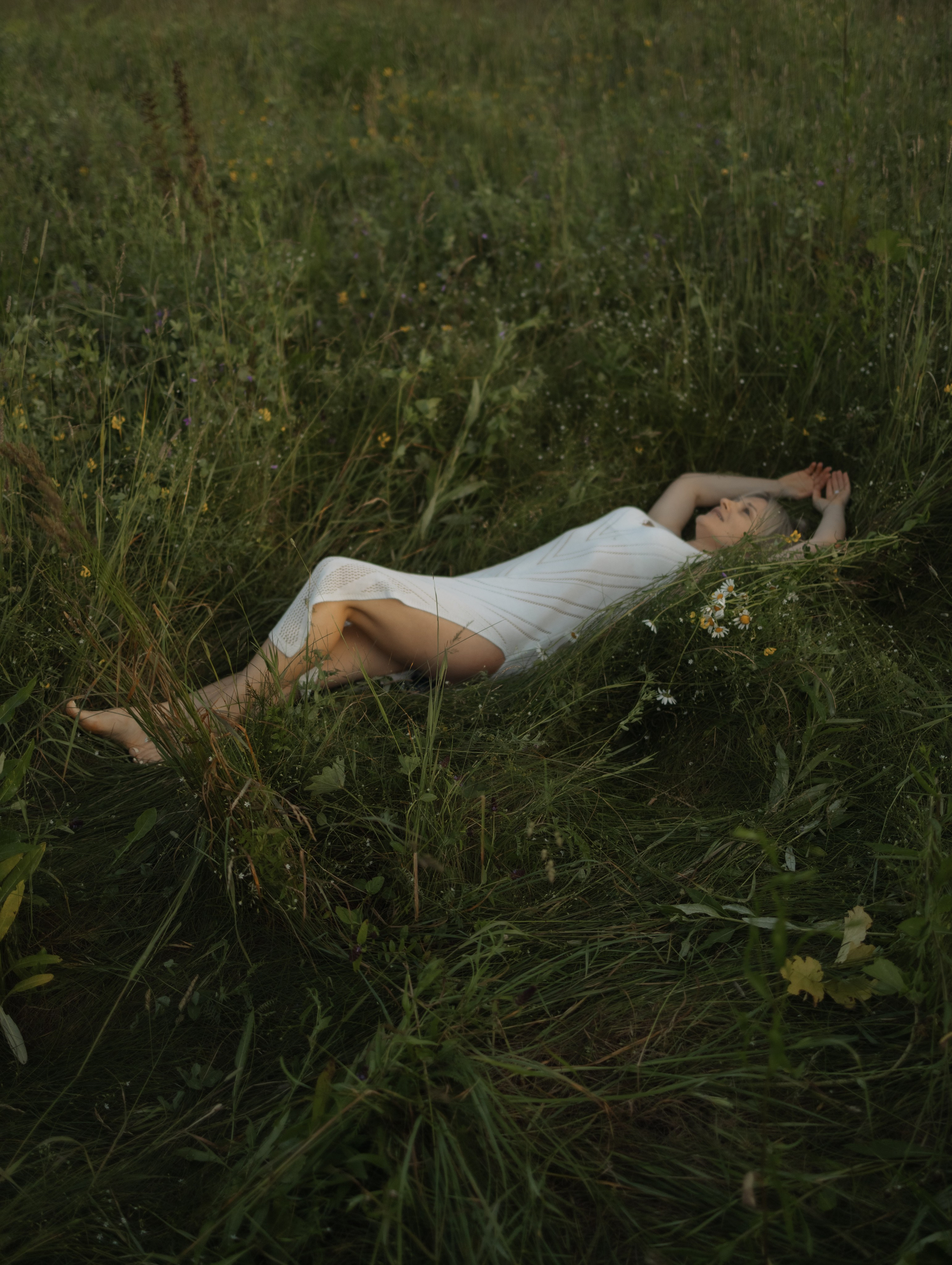 С Леной в полях. Фотограф Углич и Ярославль Ольга Тятюшкина