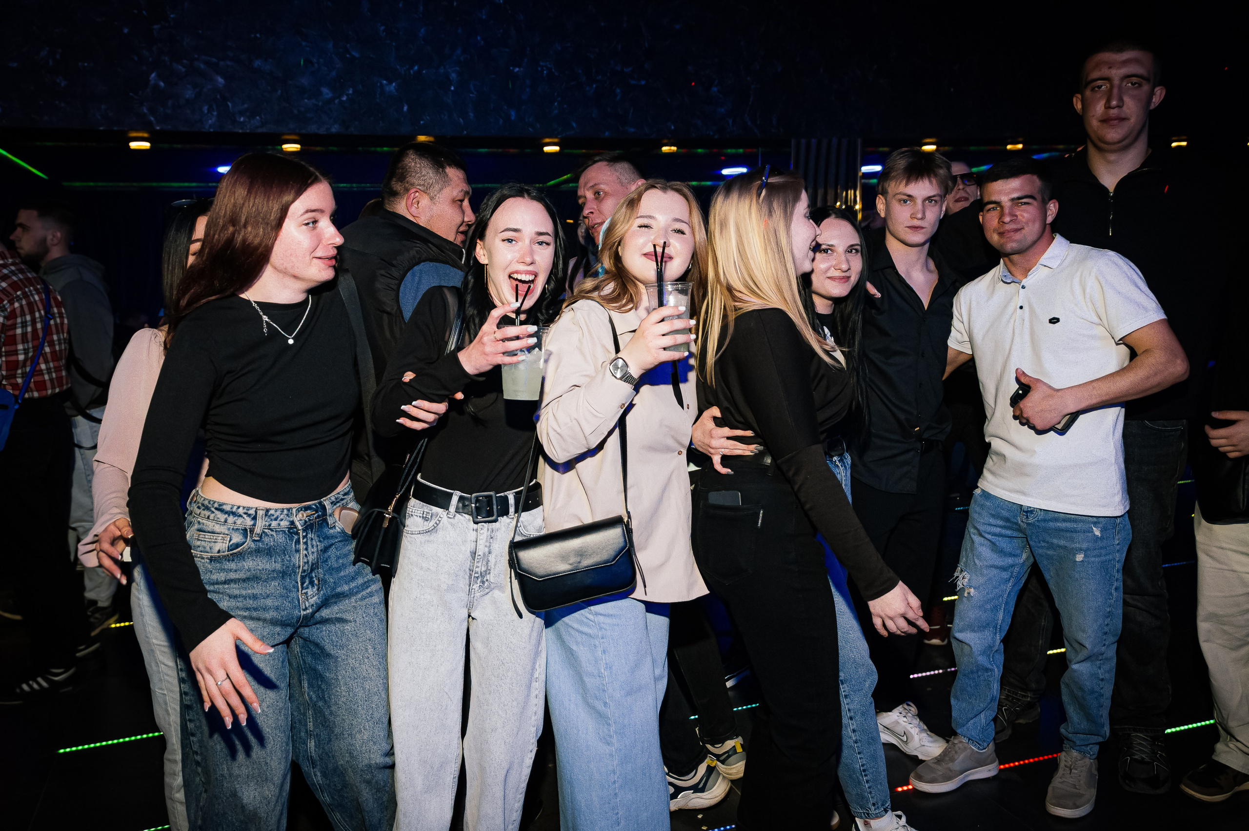 FreeZone night Club. Ларина Иванна фотограф в Донецке