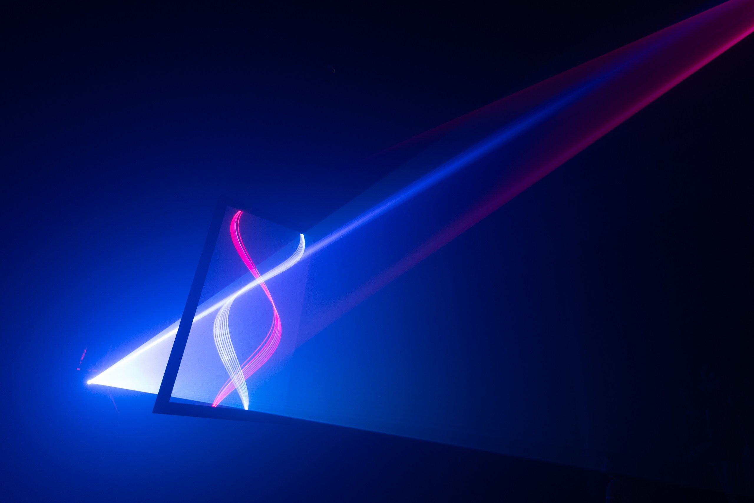 INTERVALS 2025. Sunnyman