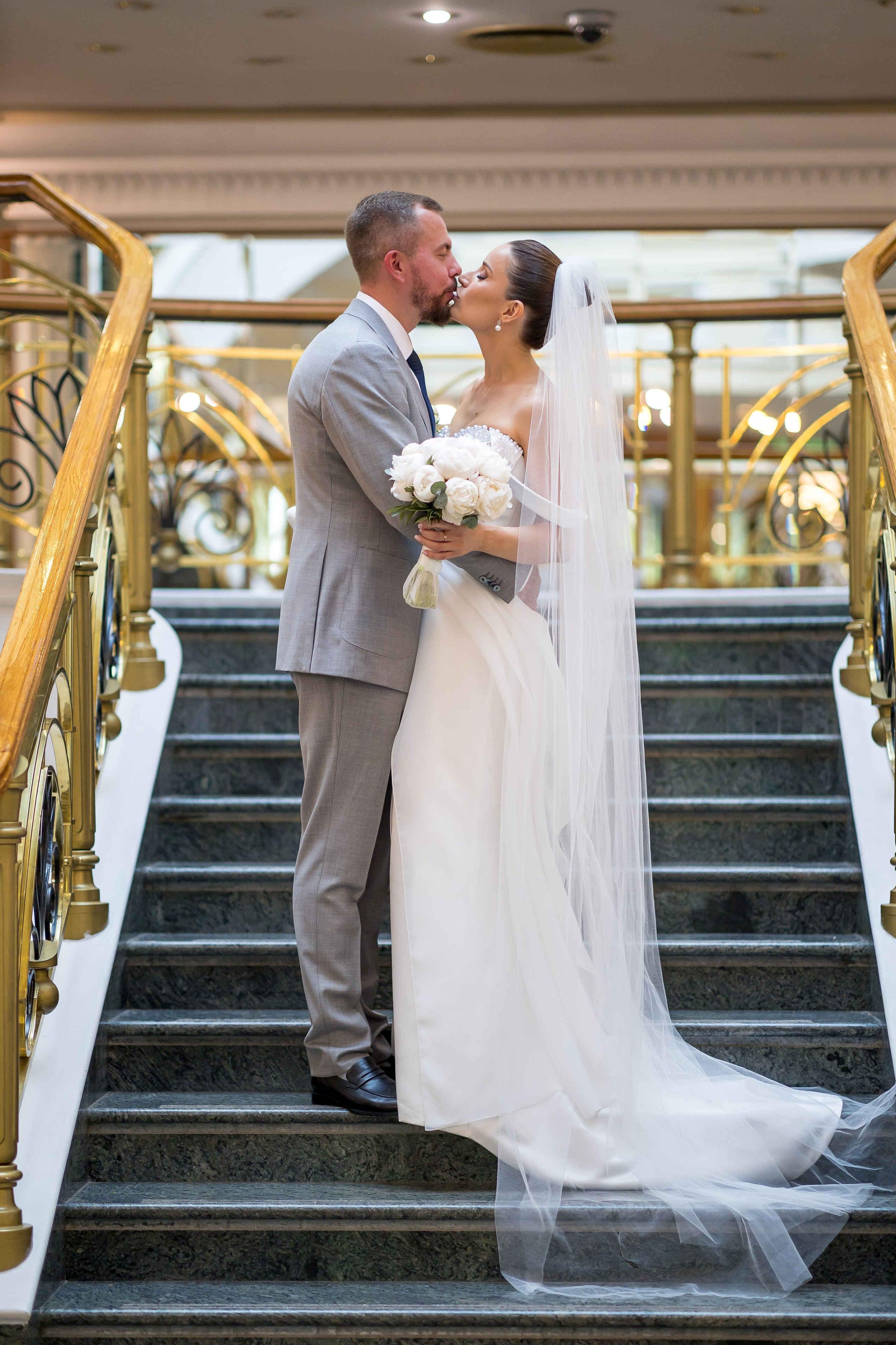 Роман и Елена. Фотограф FOTOBANKA