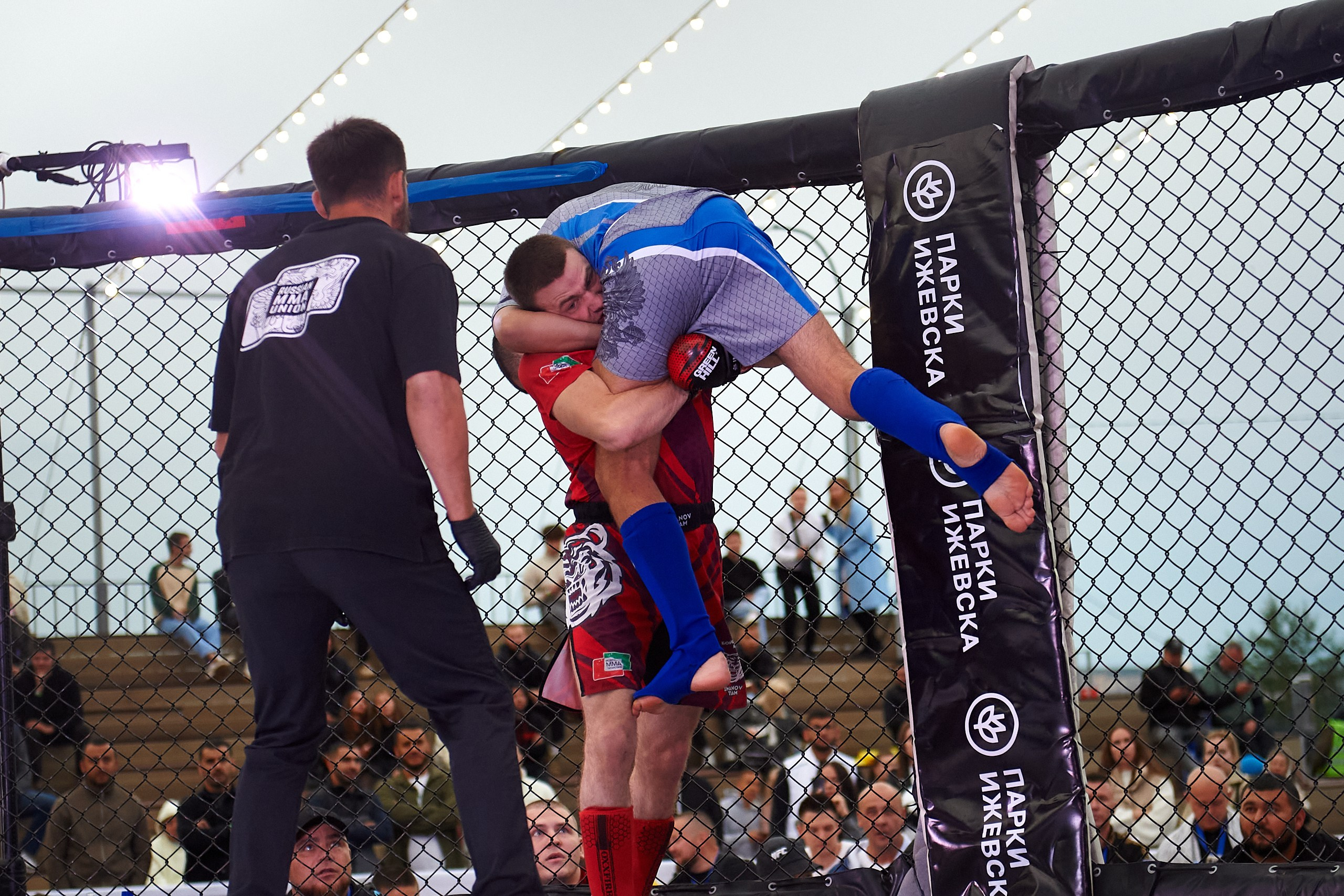 ММА. Битва на Иже-4. Спортивный репортажный фотограф в Ижевске Сергей Мерзляков