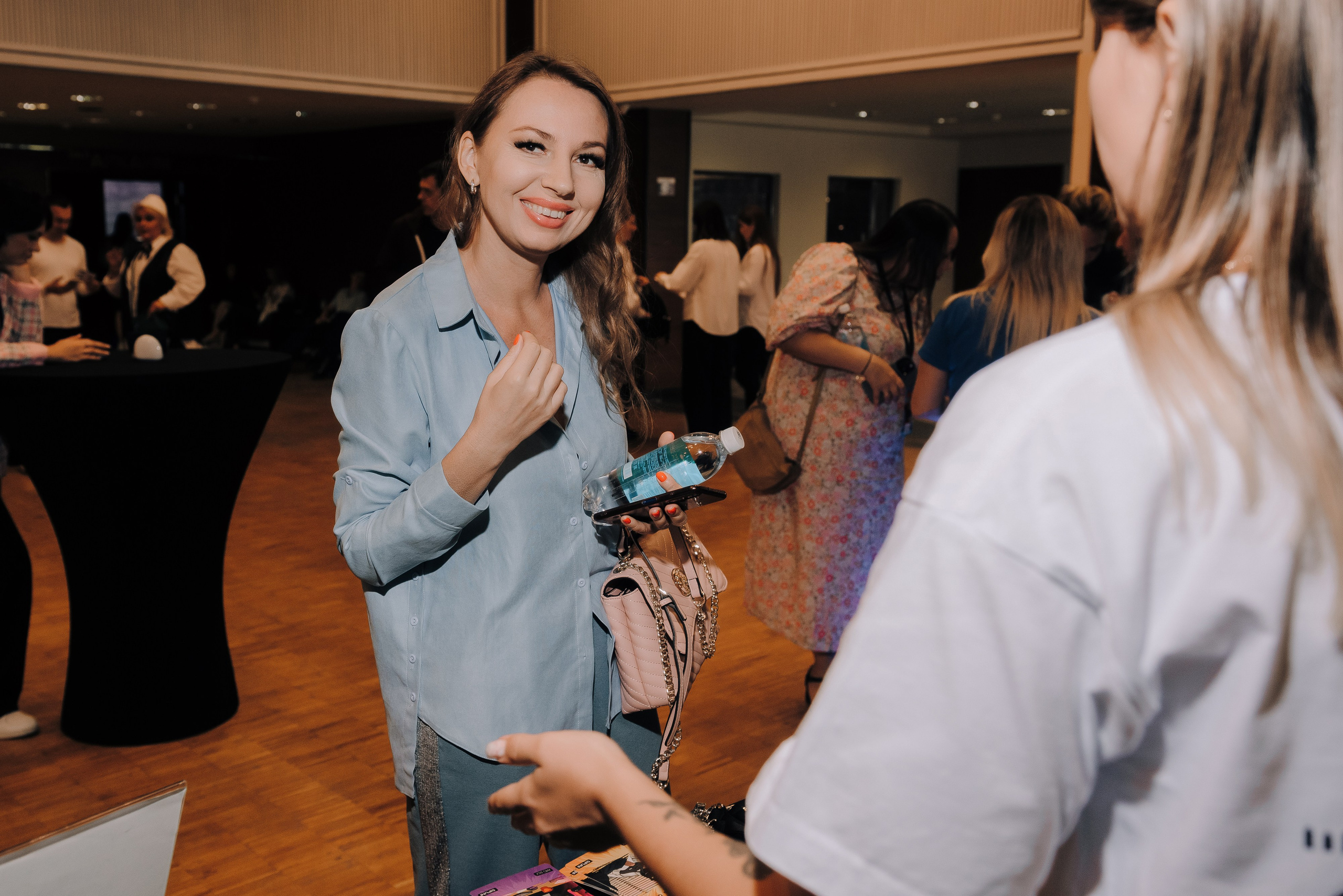 КОНФЕРЕНЦИЯ AMO CRM SIPUNI. Репортажный фотограф Зуев Роман г. Челябинск