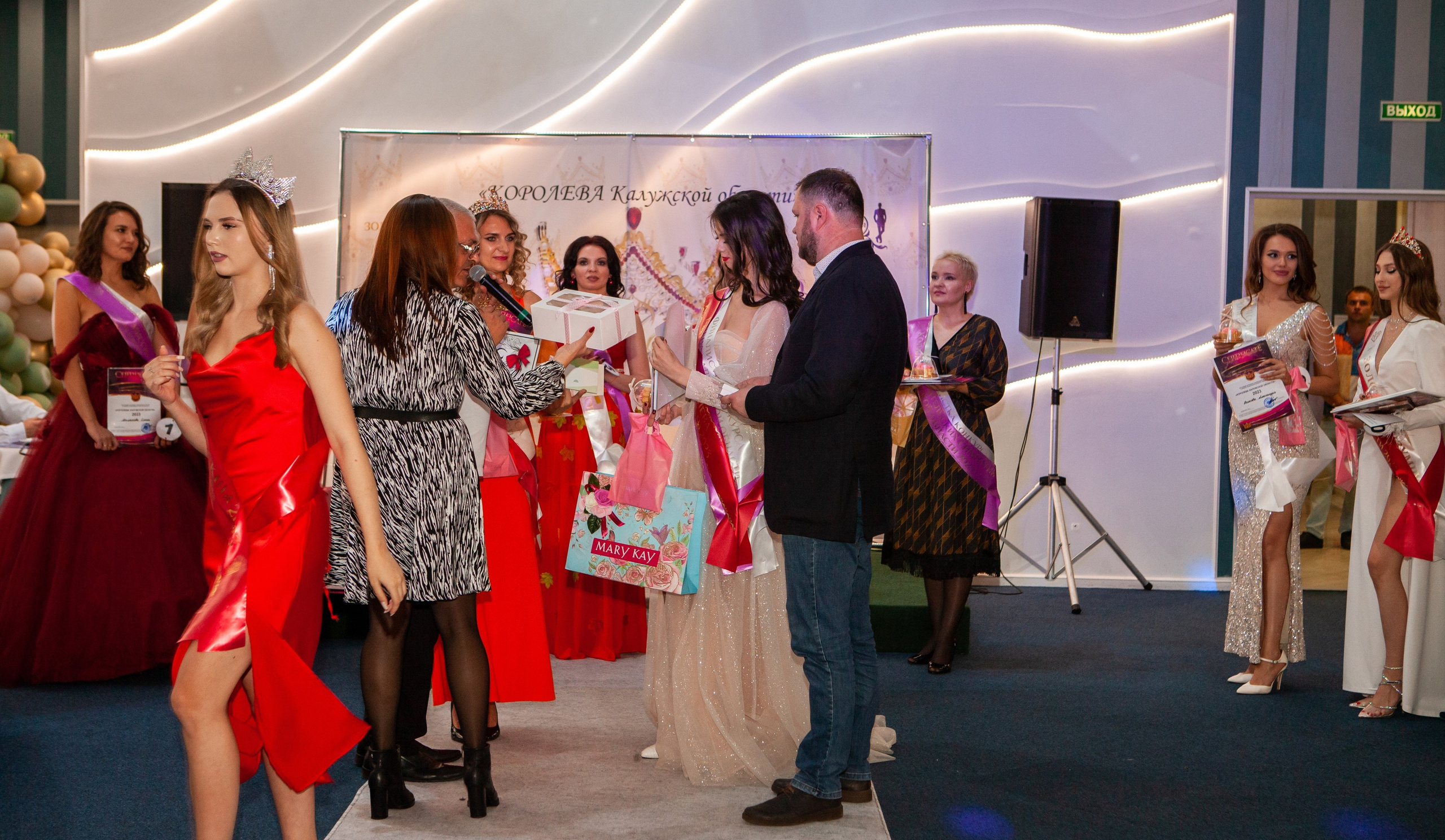 Королева Калужской области. Репортажный, семейный, свадебный, портретный фотограф