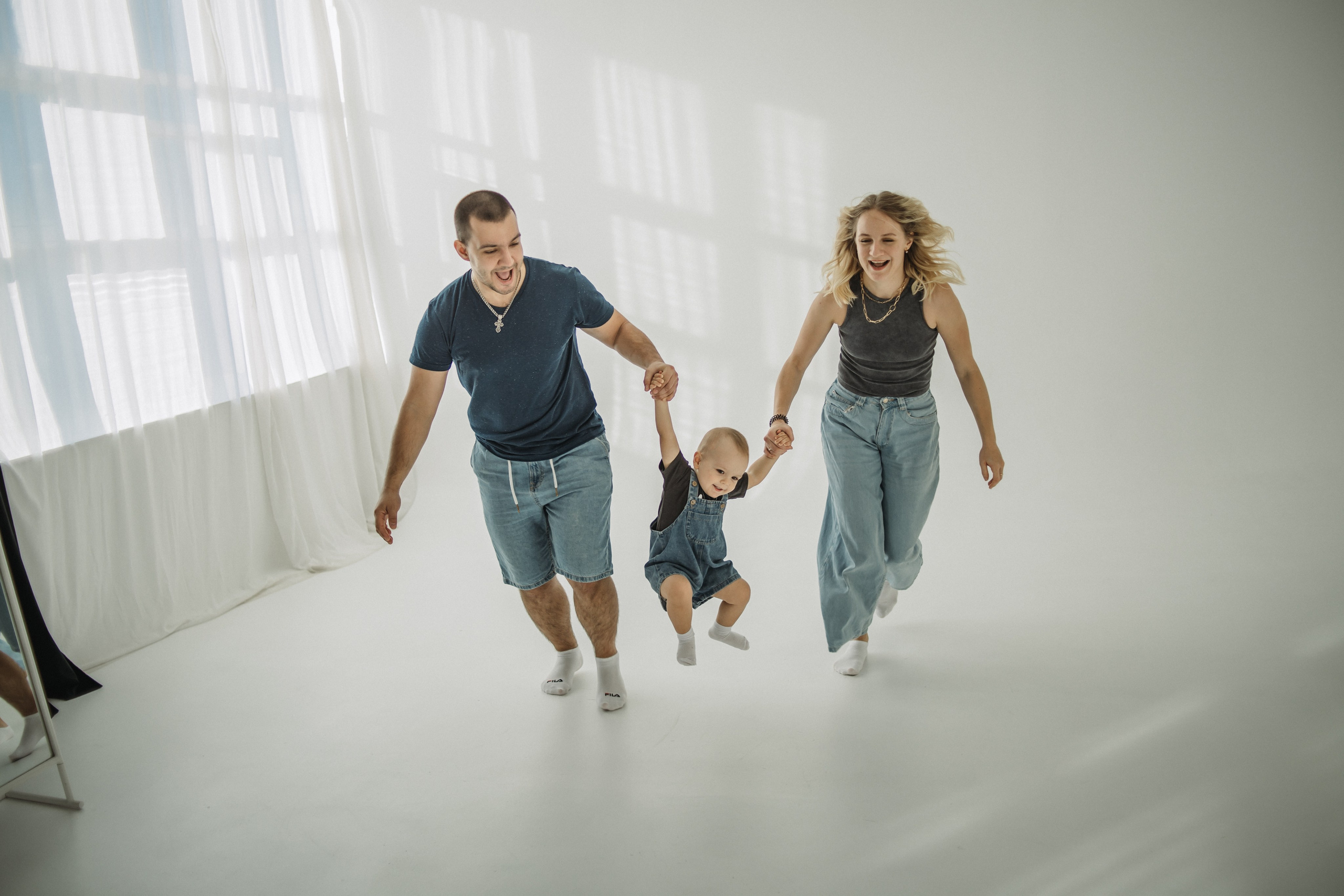 Евгений, Валерия, Макар. Фотограф Регина Крикунова г. Красноярск