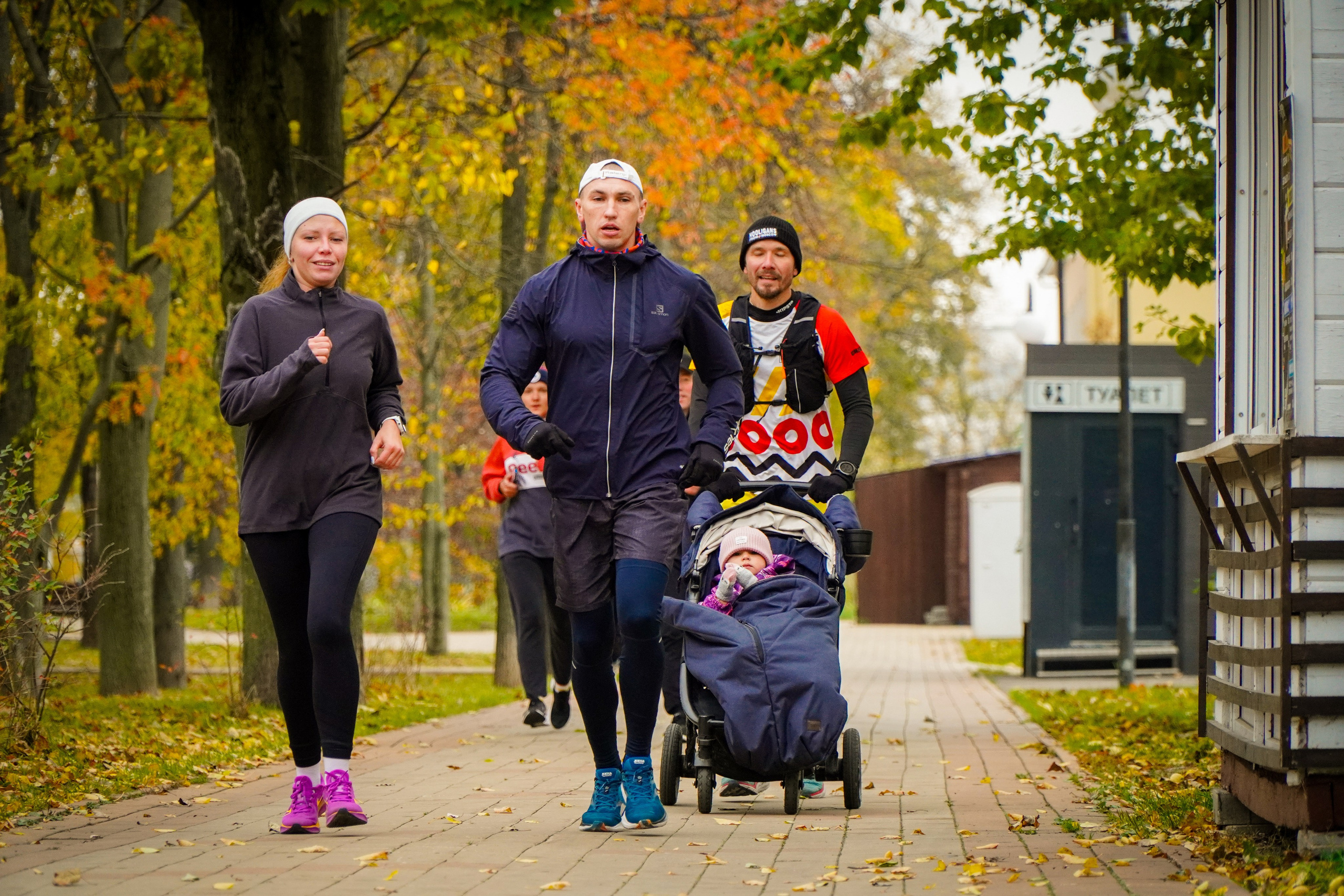 5 вёрст Наташинский 12 октября 2024. Роман Капилюшов. Бег. Фото. Видео. г. Люберцы