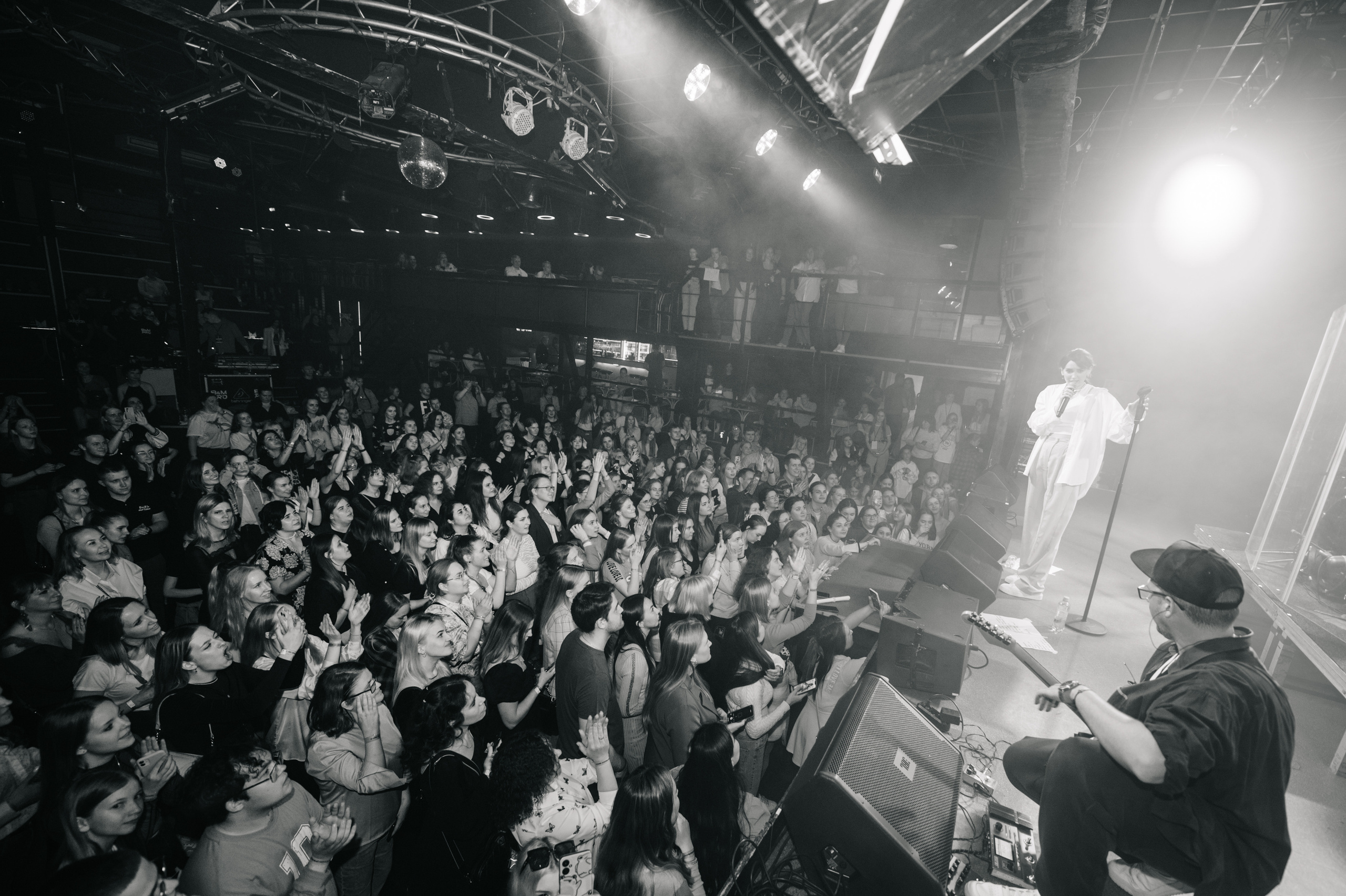 Концерт АСИЯ и POKROV. Фотограф Архангельск