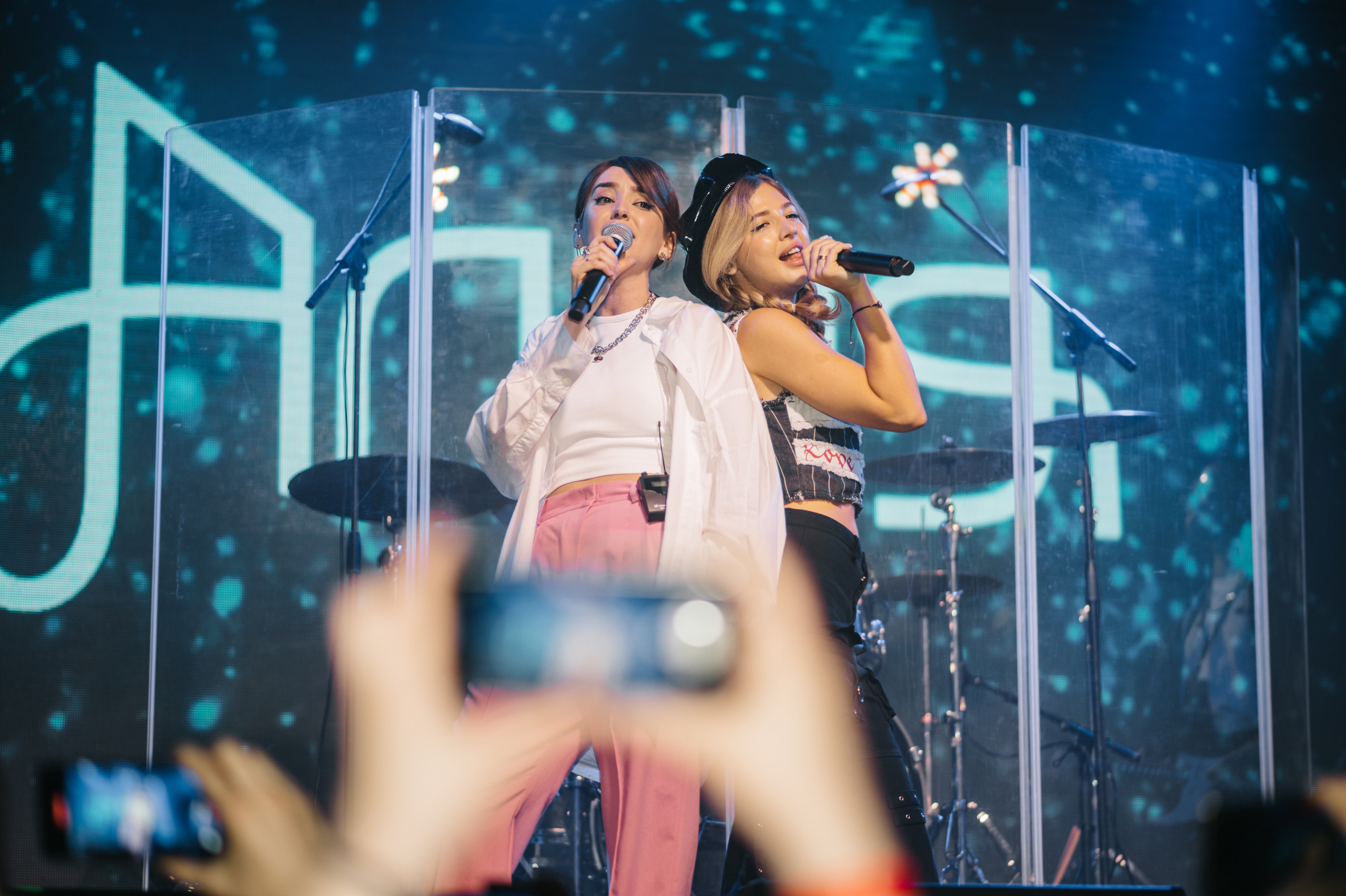 Концерт АСИЯ и POKROV. Фотограф Архангельск