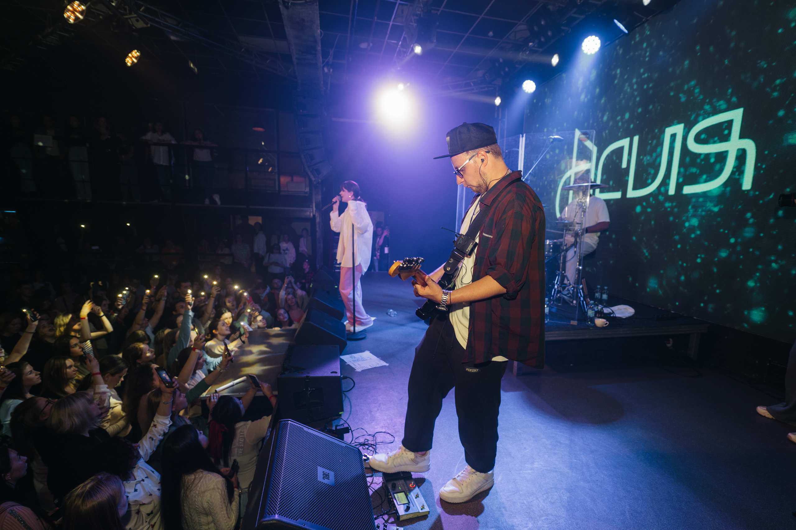 Концерт АСИЯ и POKROV. Фотограф Архангельск