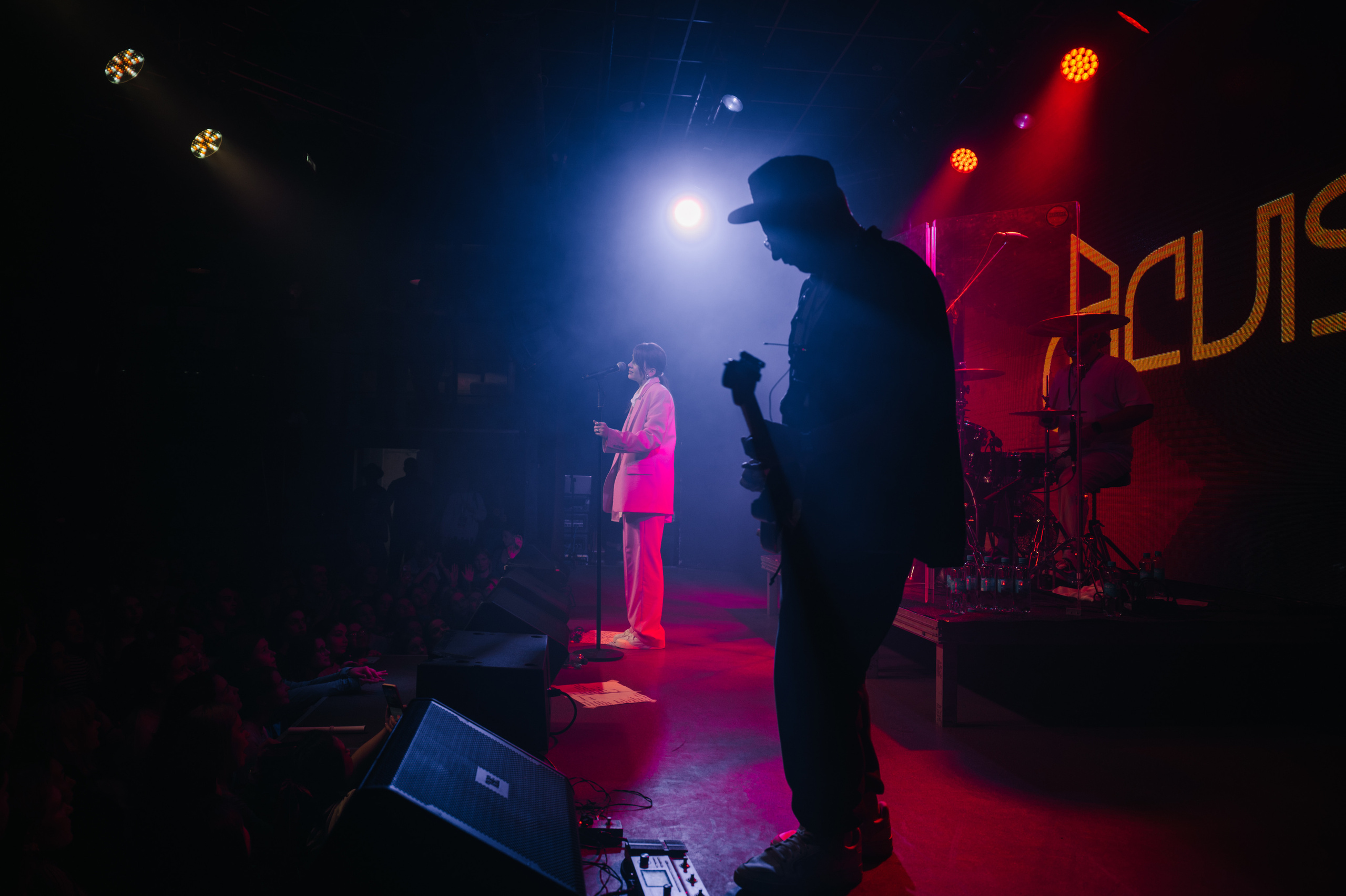 Концерт АСИЯ и POKROV. Фотограф Архангельск