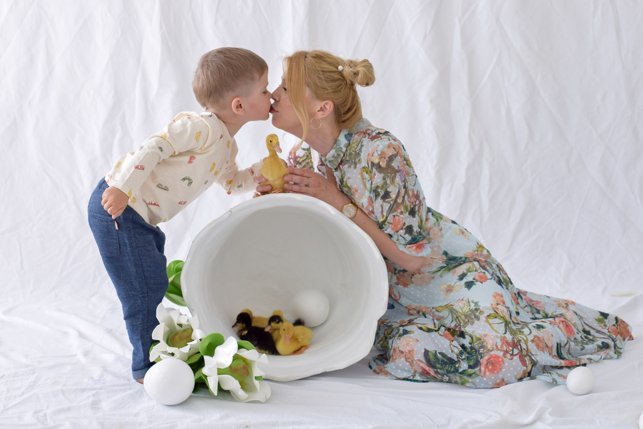 ПРОЕКТ «ПАСХАЛЬНЫЙ» С УТЯТАМИ. Фотограф в Ялте Инна Найден. Детский и семейный фотограф