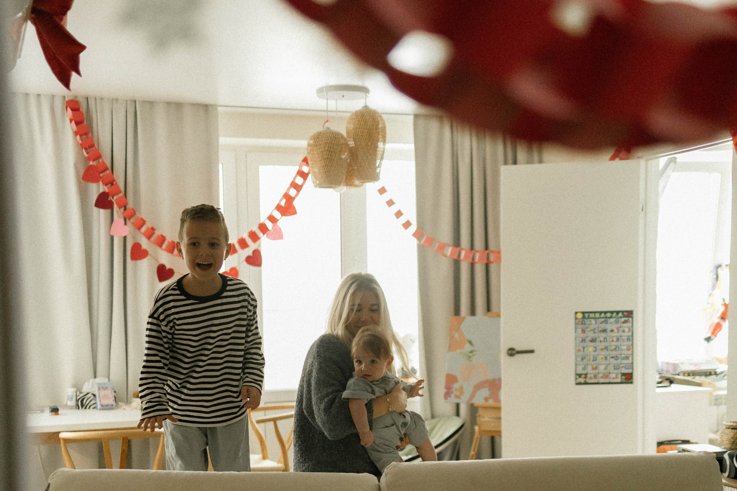 6 месяцев с домашними. Фотография о важном