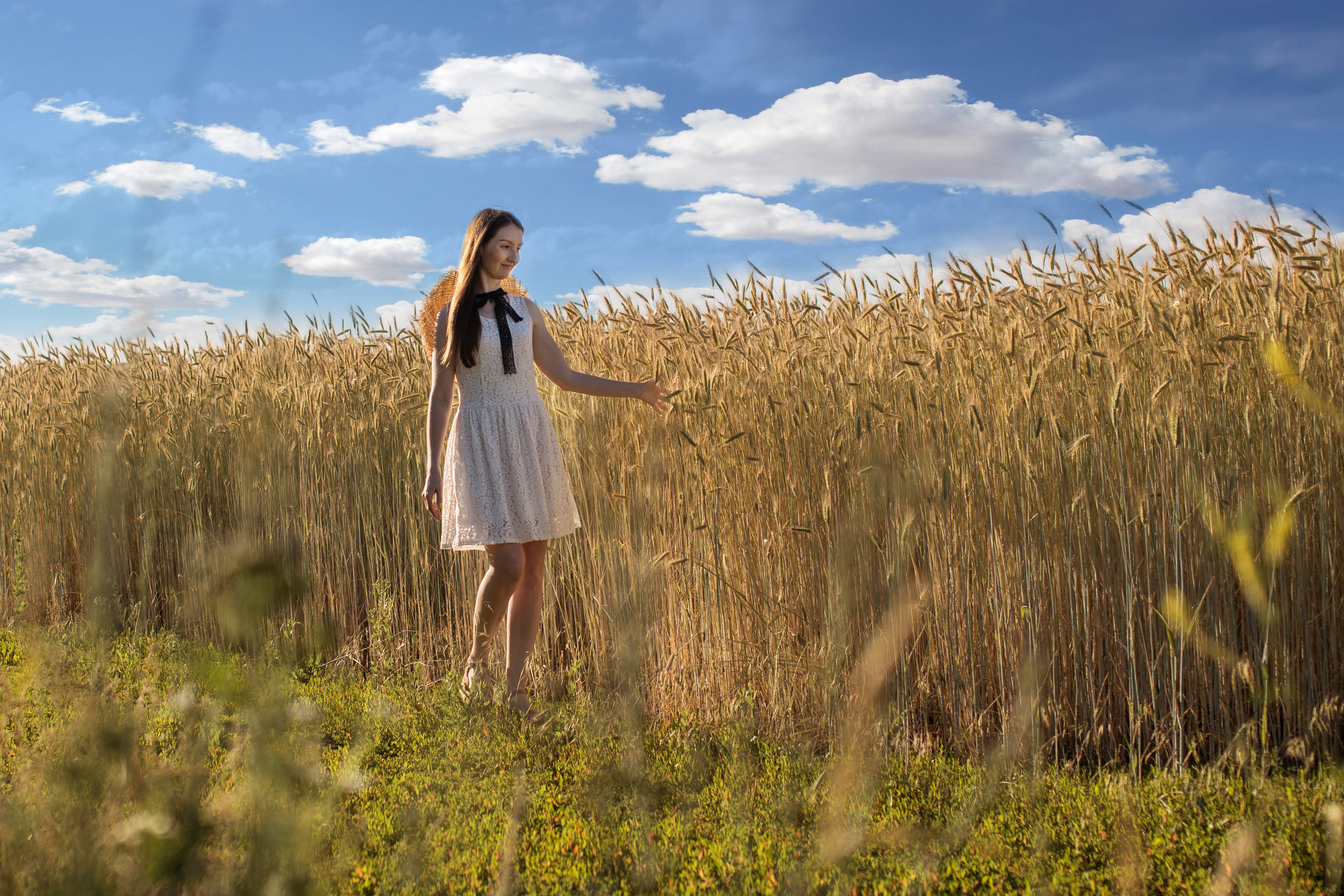 Надюша в полях. Фотограф в Саратове Будимирова Ирина