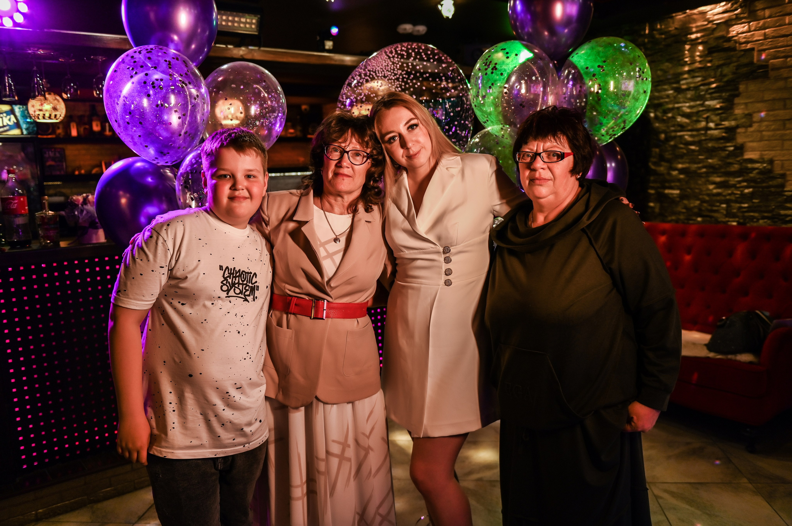 День рождения. Свадебный, семейный, детский, контент фотограф в Омске Максим Ильин