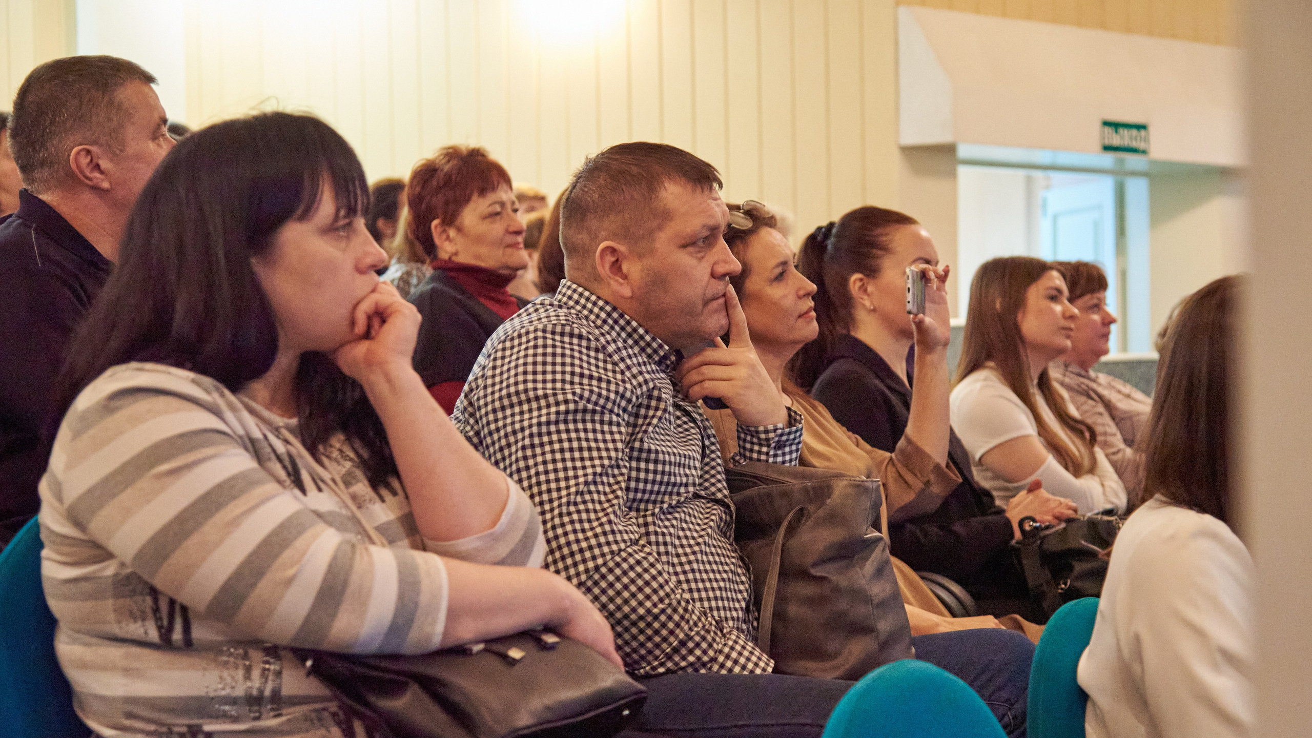 Концерт к международному женскому дню. [fXph] Фотограф Масликов Илья. Съёмка мероприятий в Ленинске-Кузнецком