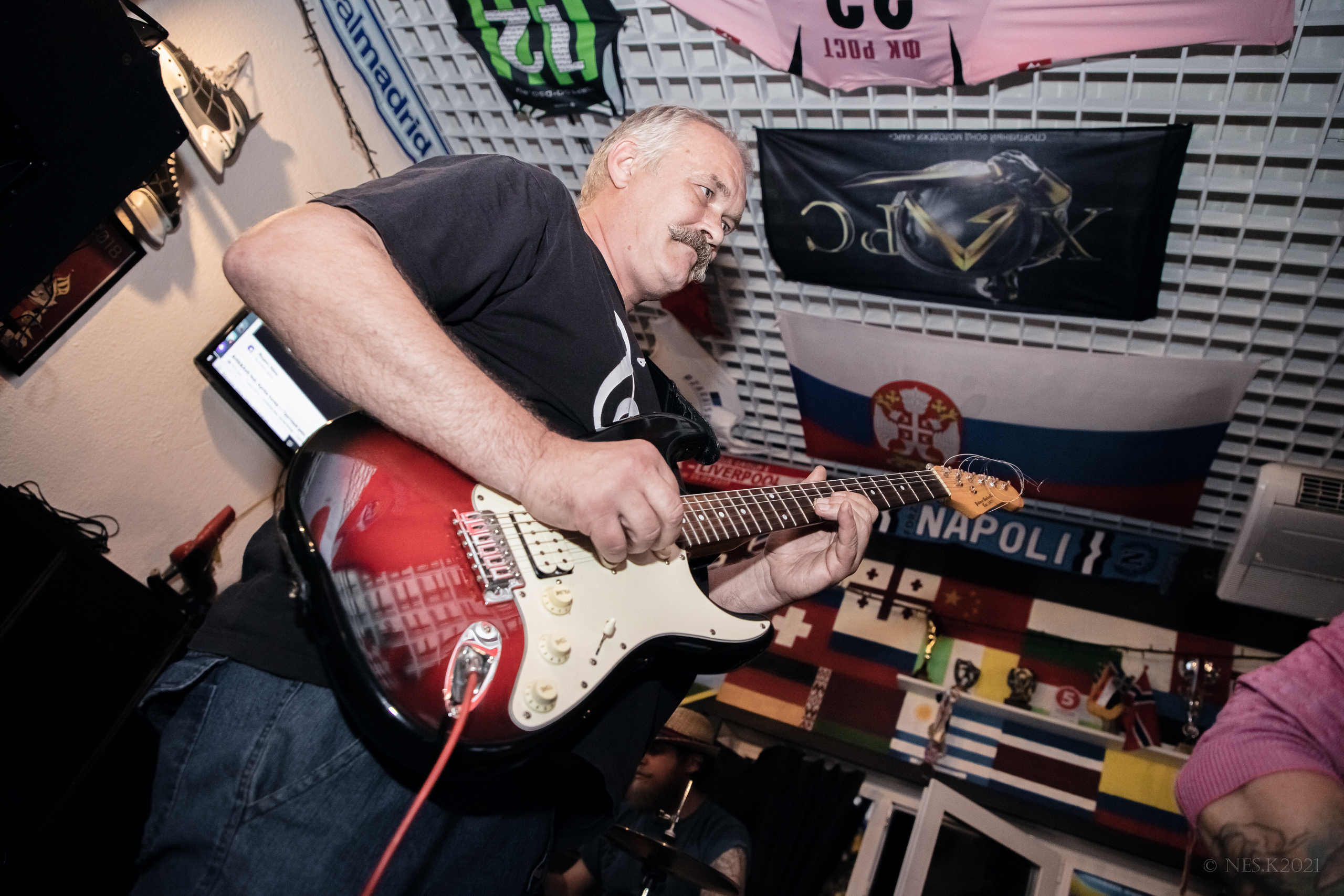 Закрытие бара 2×45. Профессиональный фотограф в Москве и МО