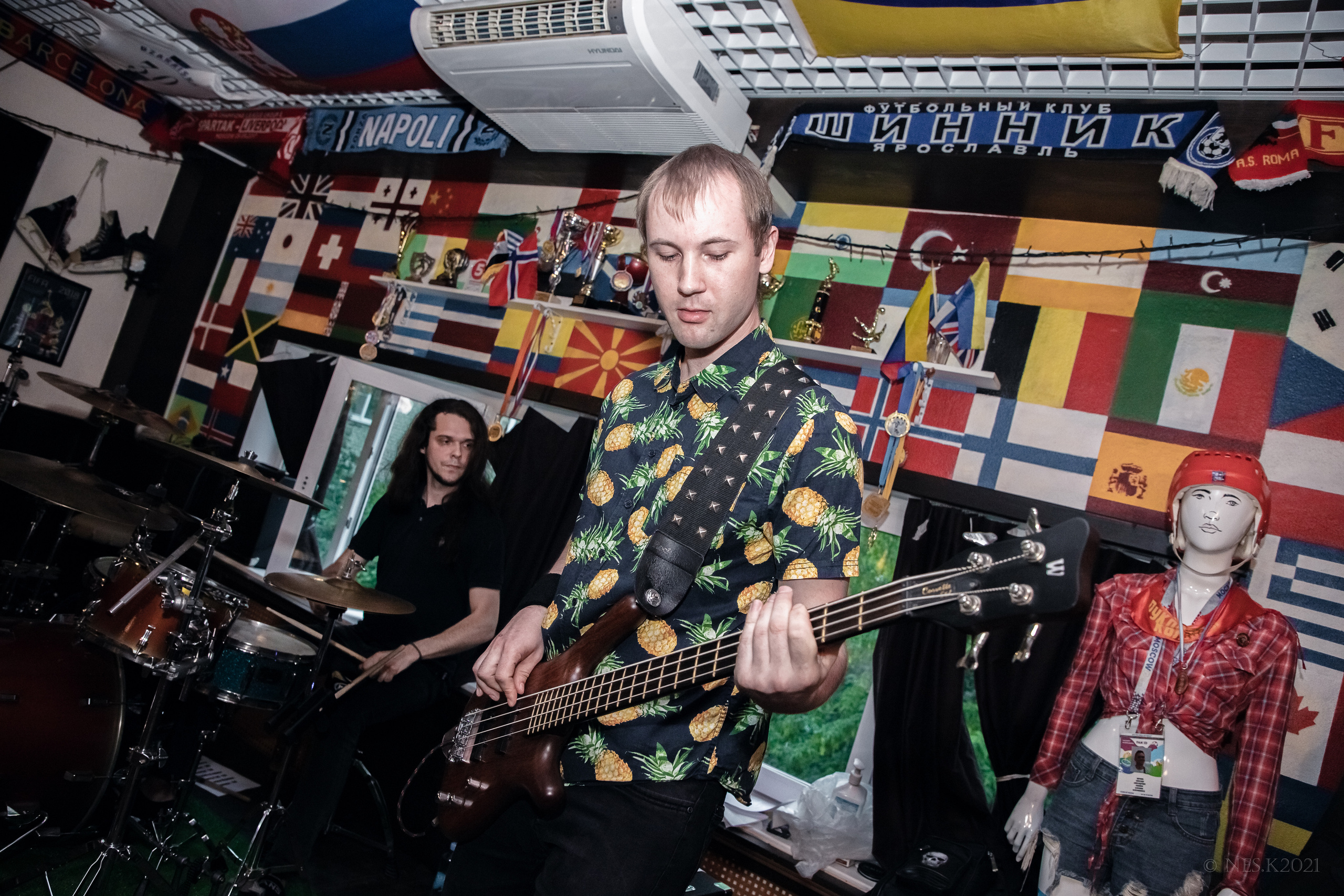 Закрытие бара 2×45. Профессиональный фотограф в Москве и МО