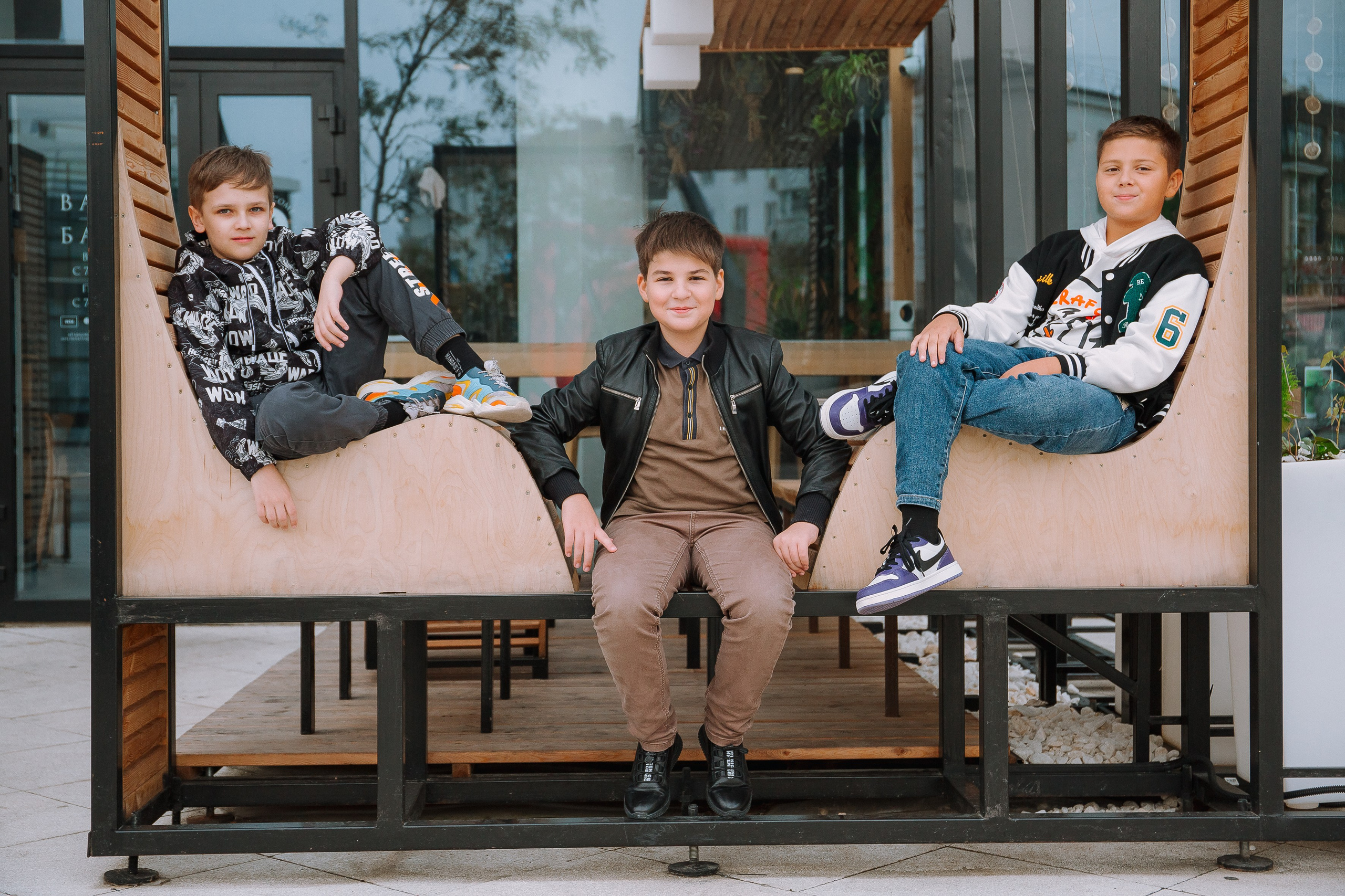 Начальная школа_ сквер Черняховского / Парк Фрунзе. Выпускные альбомы Натальи Бутко: Новороссийск, Анапа, Геленджик