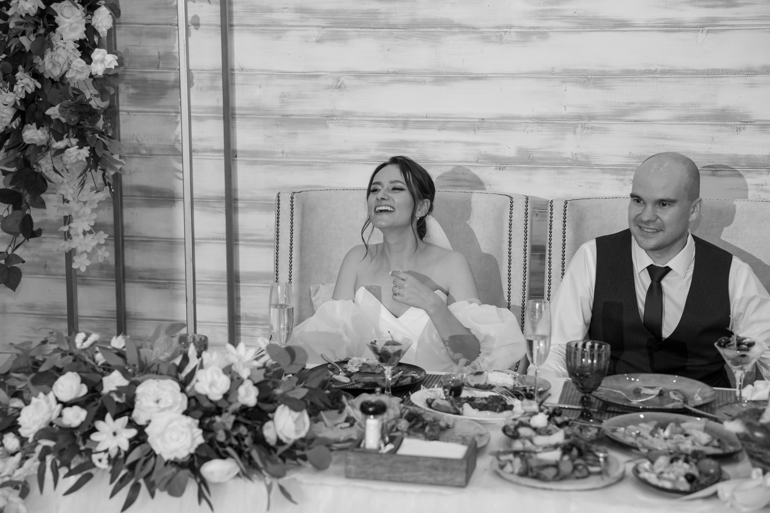 Полина и Дмитрий, загородный клуб «Барин», ЗАГС в г. Пушкино. Свадебный и репортажный фотограф (Москва, Королев и другие)