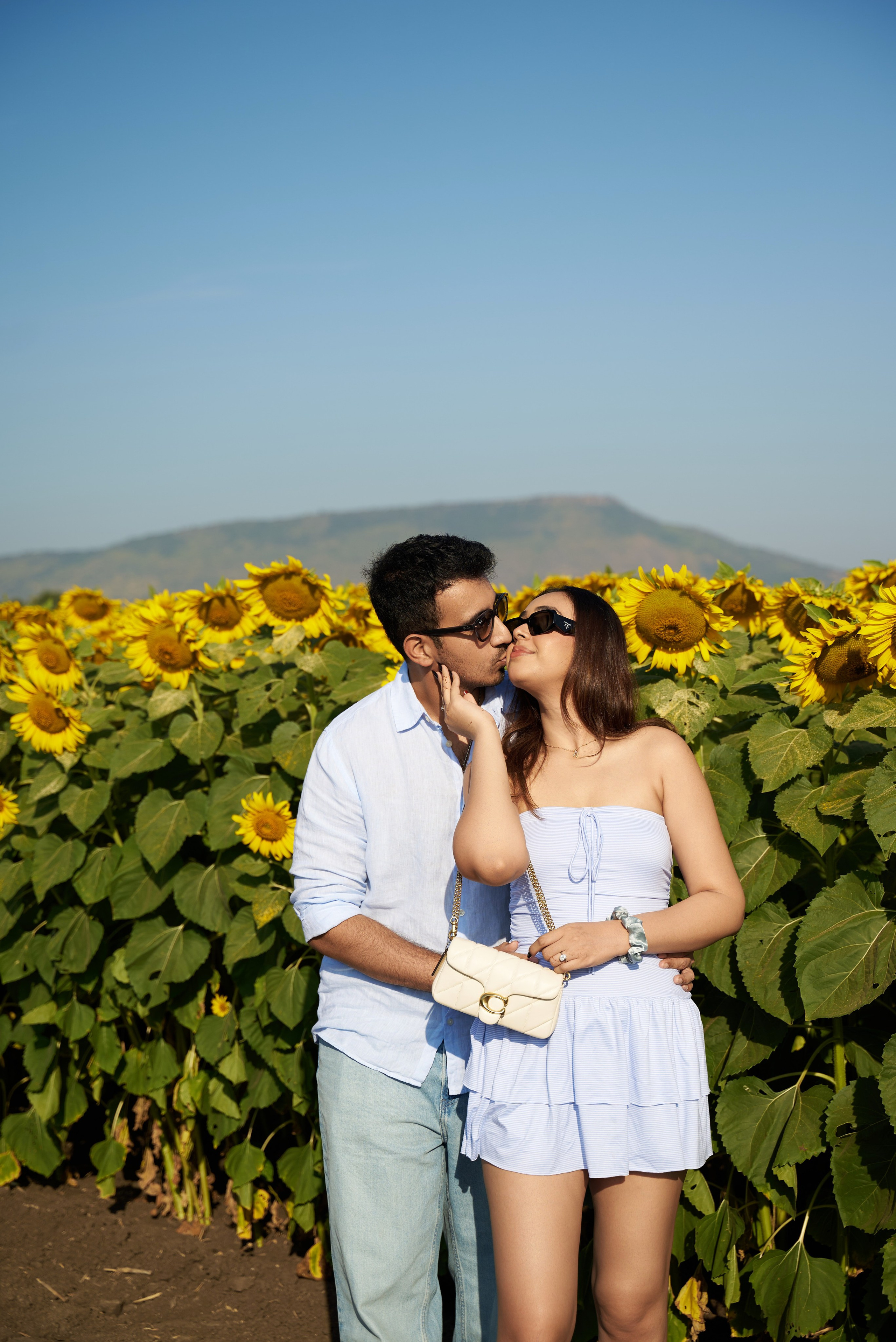 Love in the field. Photographer Bangkok — Pattaya | фотограф Бангкок — Паттайа