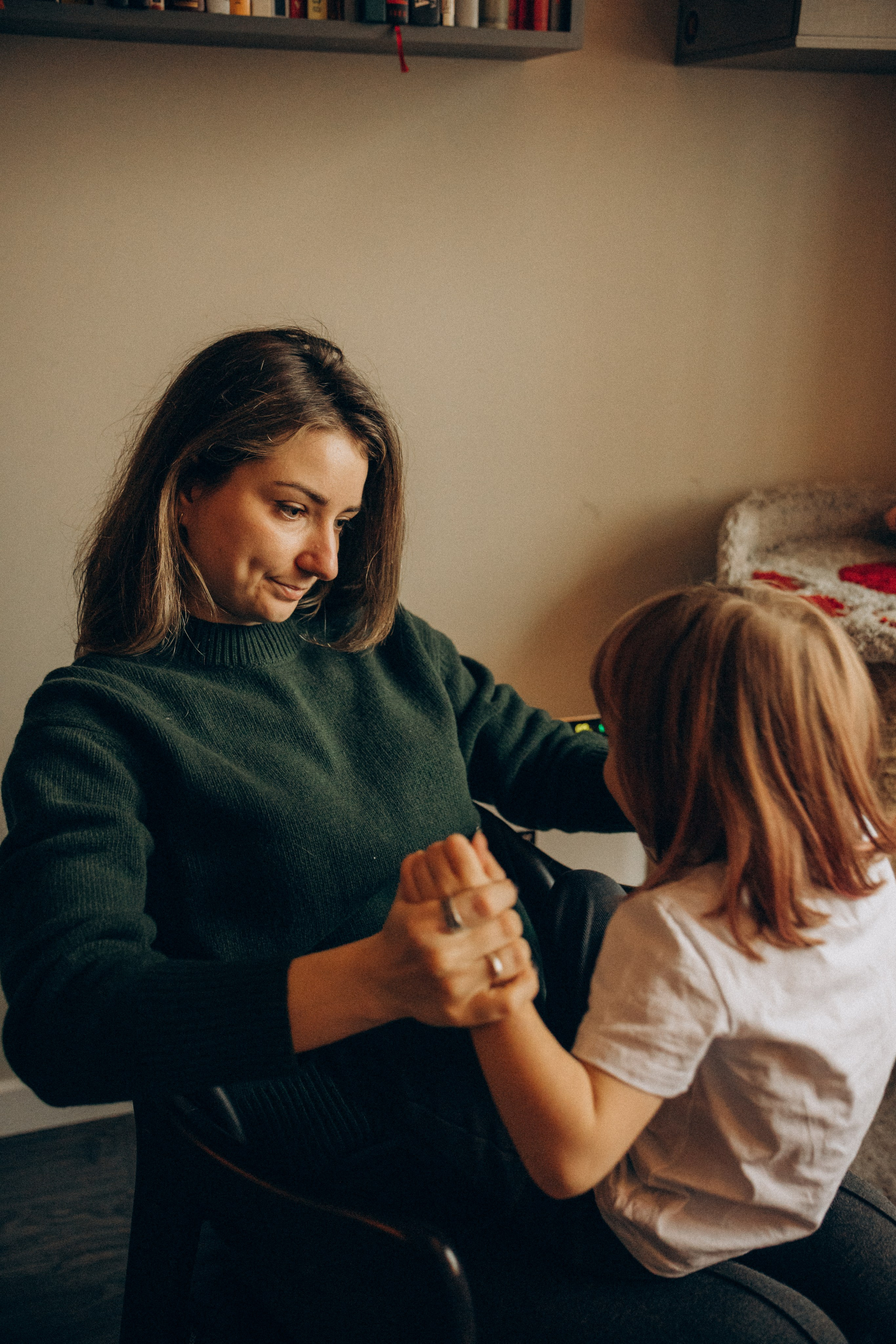 Семейная фотосессия Москва, семейный фотограф в&nbsp;Москве, семейная фотосессия, детский фотограф, семейная фотосессия дома, домашняя фотосессия с&nbsp;ребенком, домашняя семейная фотосессия, фотосессия с&nbsp;дочкой