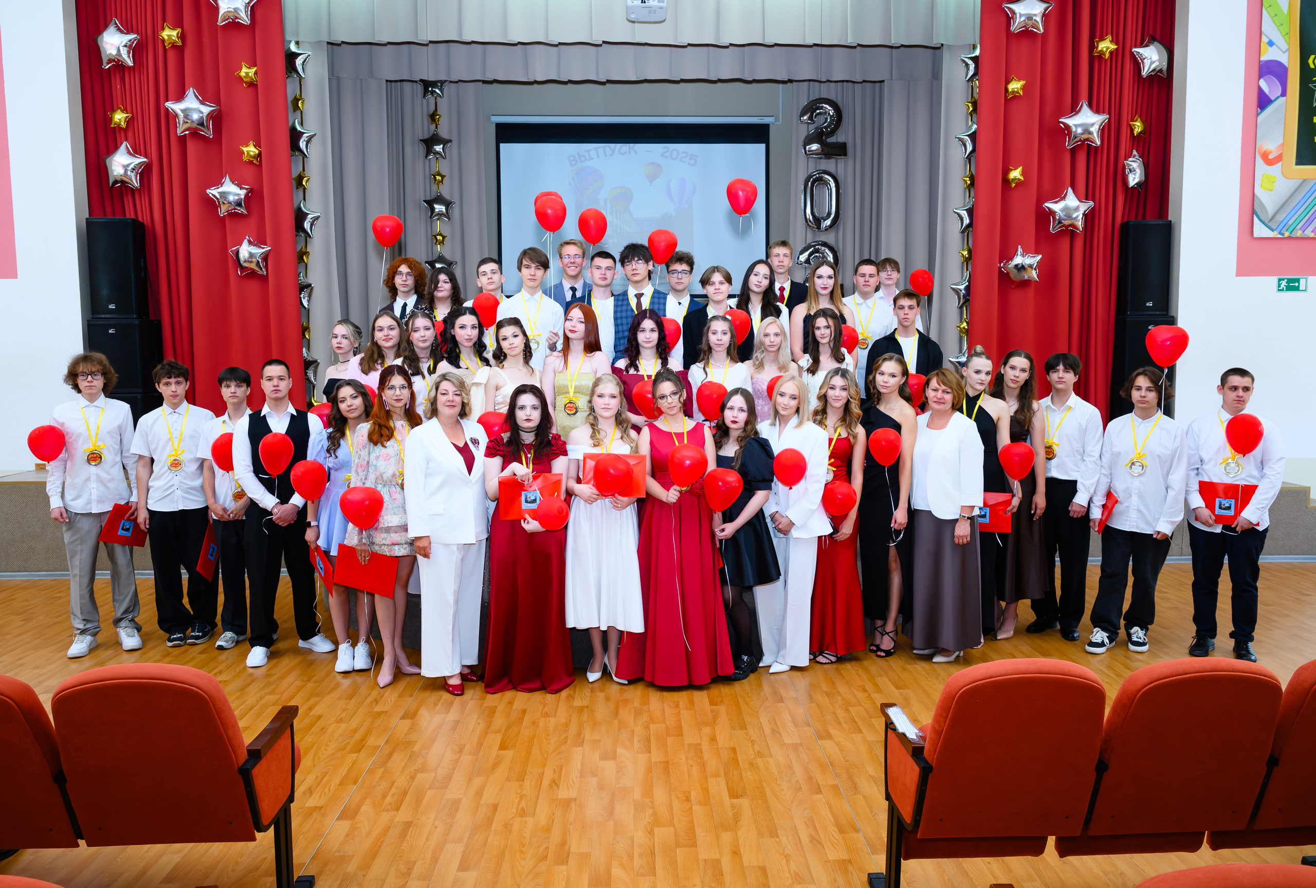 Фотосъемка выпускного в детском саду и школе. Томск. Студия выпускных альбомов Ольги Галкиной. Томск