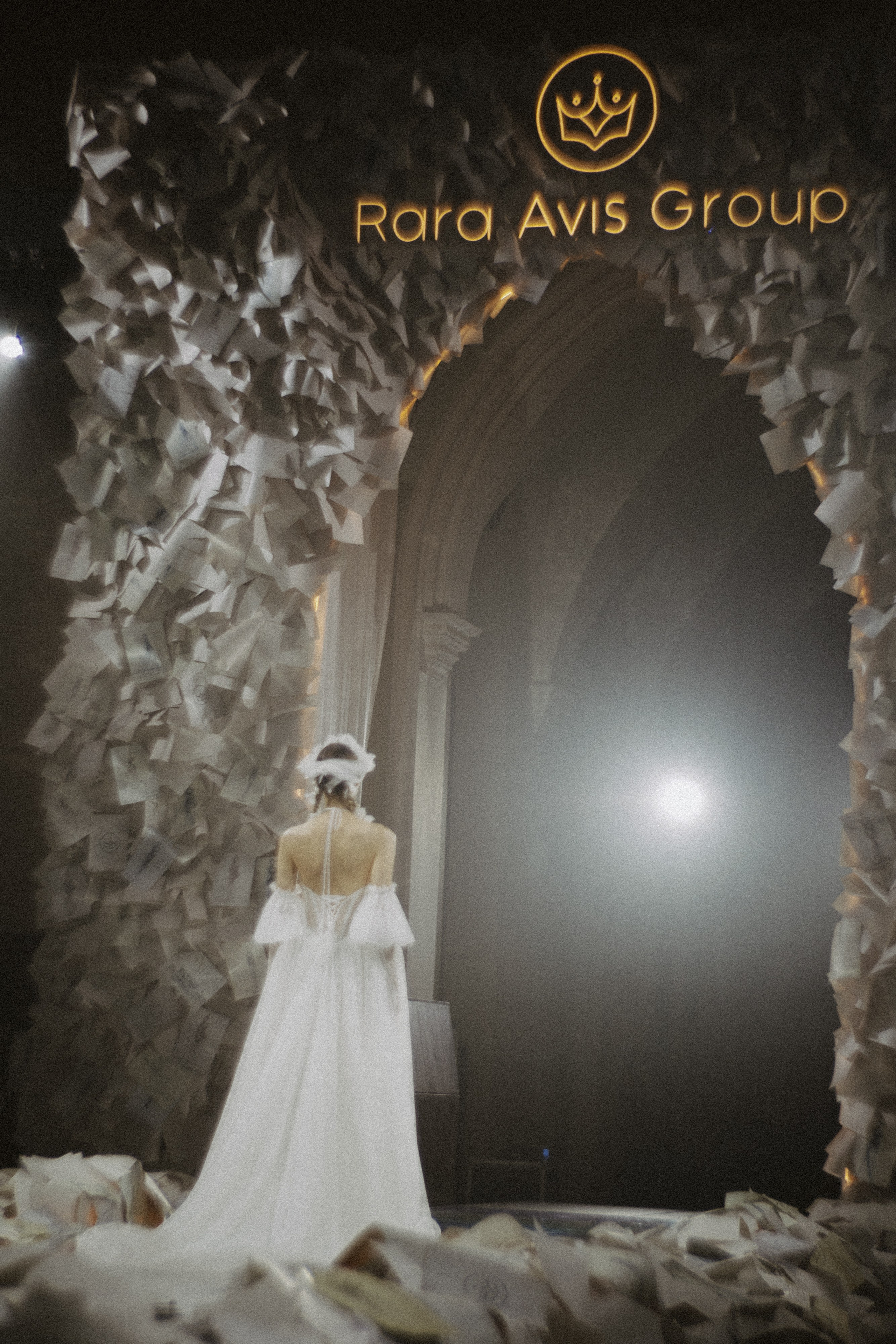 Rara Avis Fashion Show 2026. Fusion Wedding Photographer