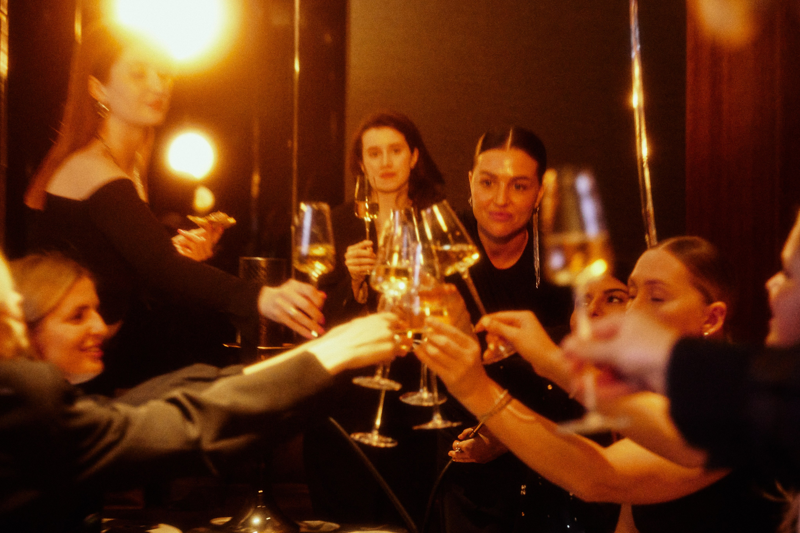 BACHELORETTE PARTY. Дмитрий Мазуркевич: Профессиональный Репортажный Фотограф