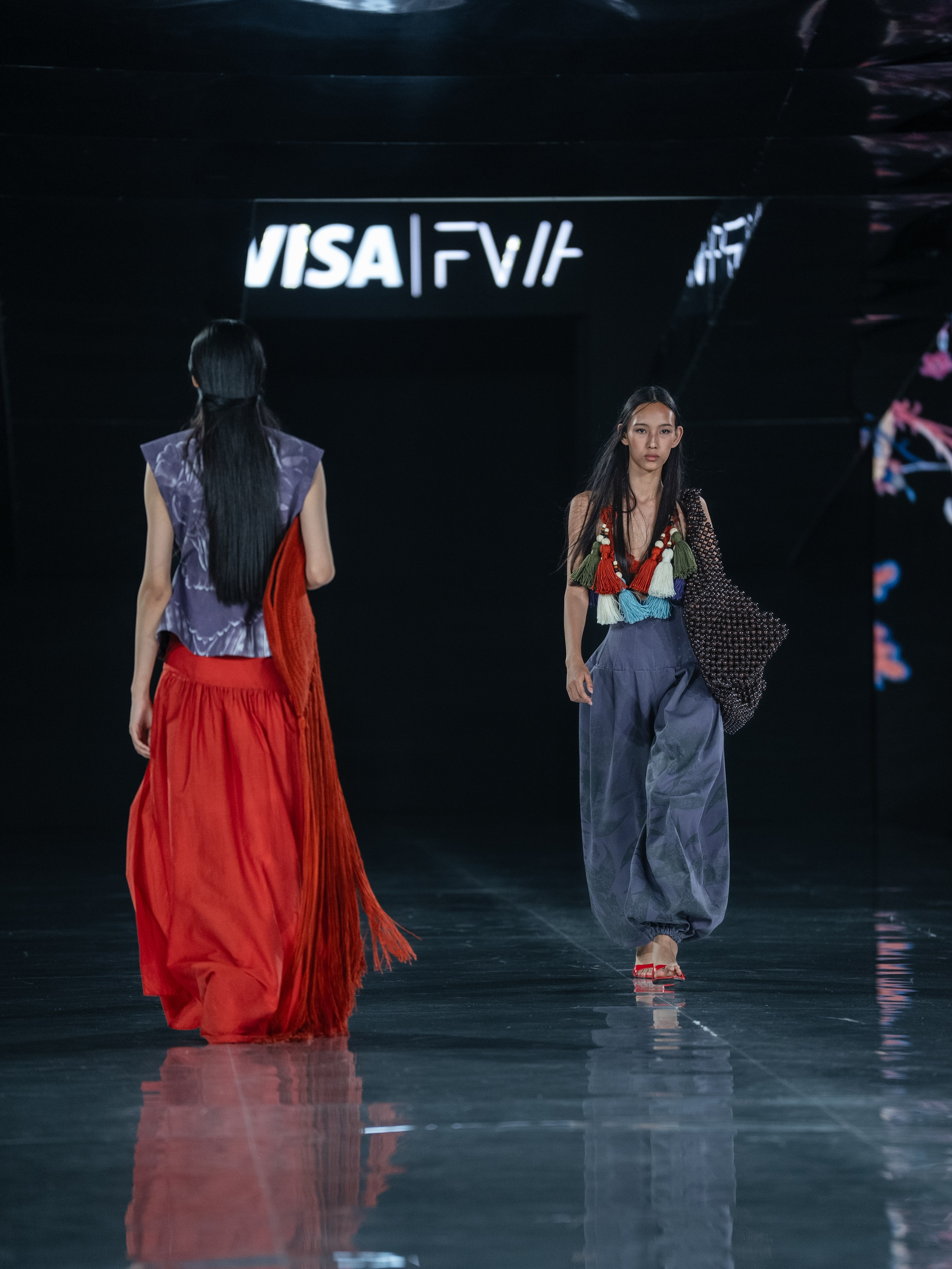 Visa Fashion Week Pre-Fall Mariko. Сайт Алматинского НЮ АРТ, будуар и фэшн фотографа Дениса Карпенко