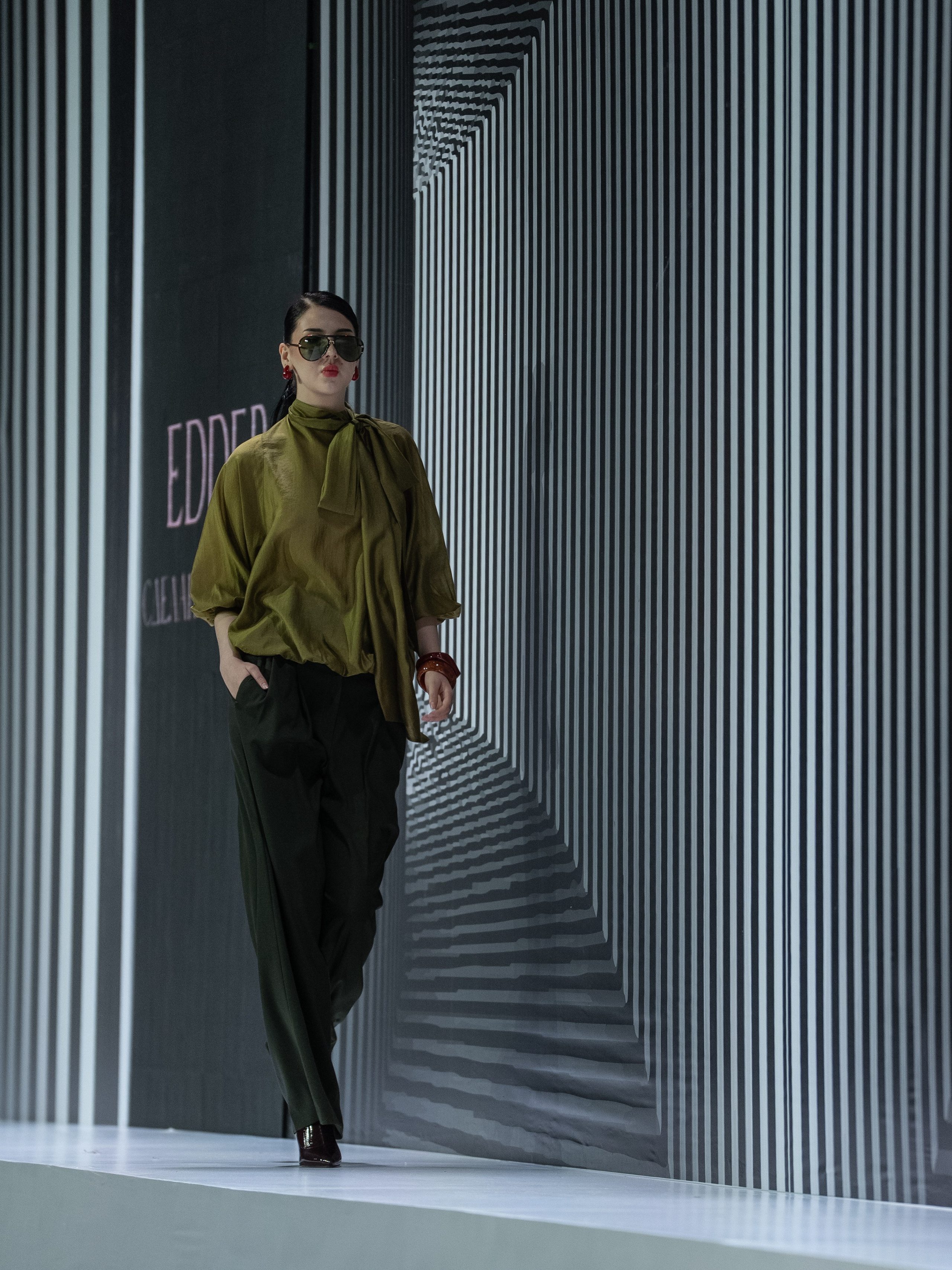 EDDER (Светлана и Геннадий Ткачевы, Россия). Сайт Алматинского НЮ АРТ, будуар и фэшн фотографа Дениса Карпенко