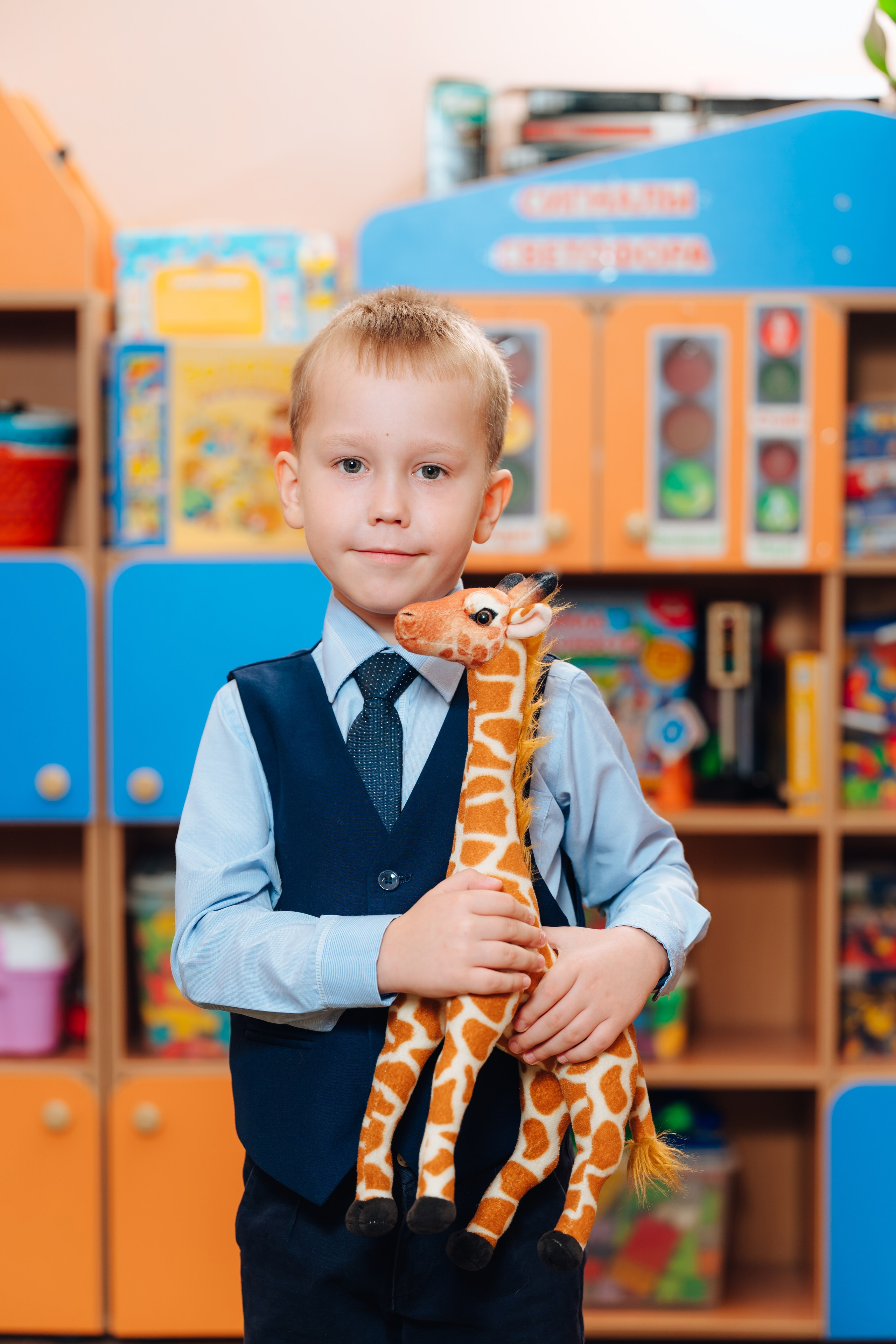 Портреты в интерьере группы. Детский и семейный фотограф Катерина Мишина