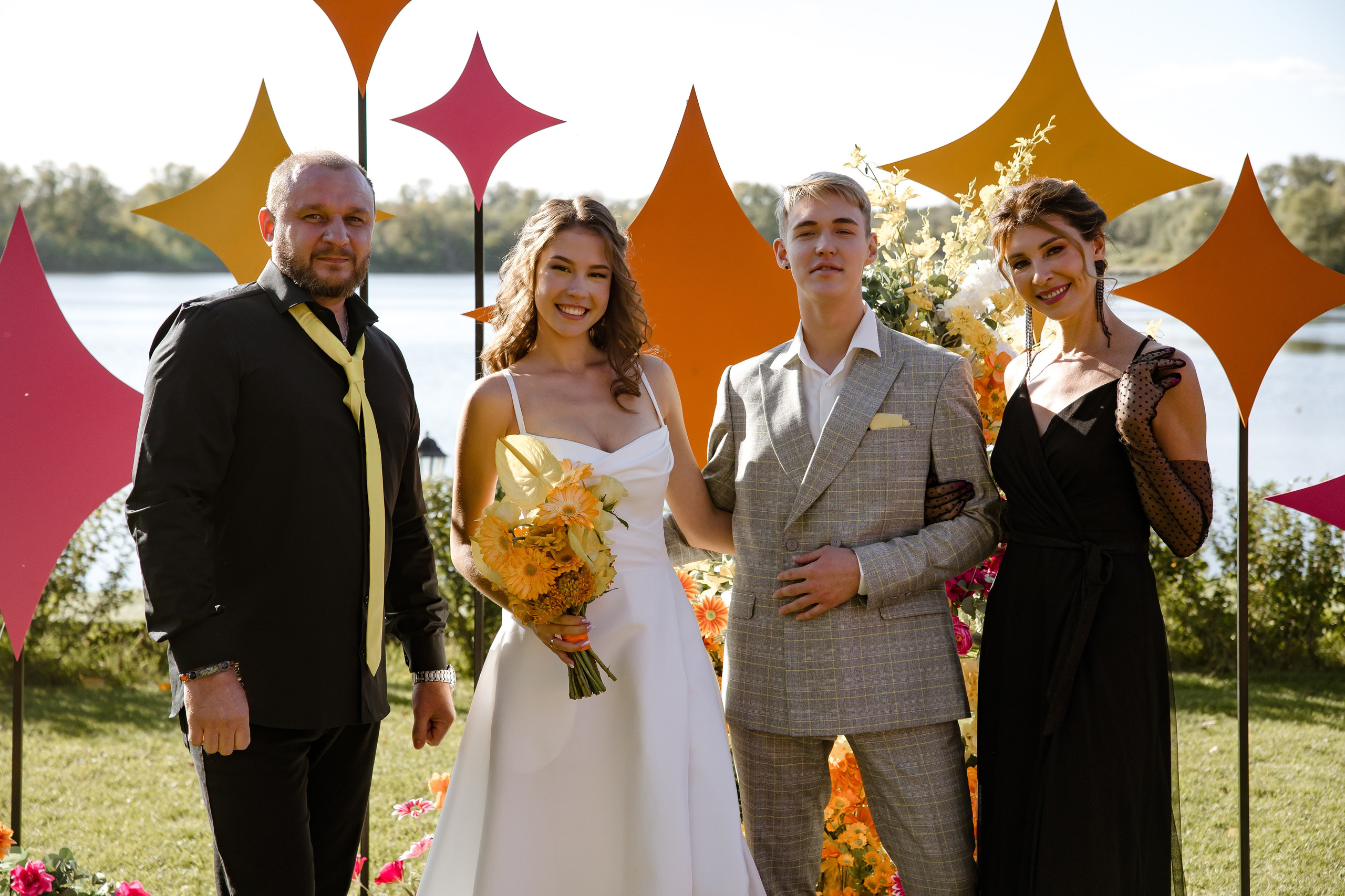 Яркая свадьба в «Нет на карте» в Самаре. Свадебный и семейный фотограф в Самаре и Тольятти | Елена Топанцева