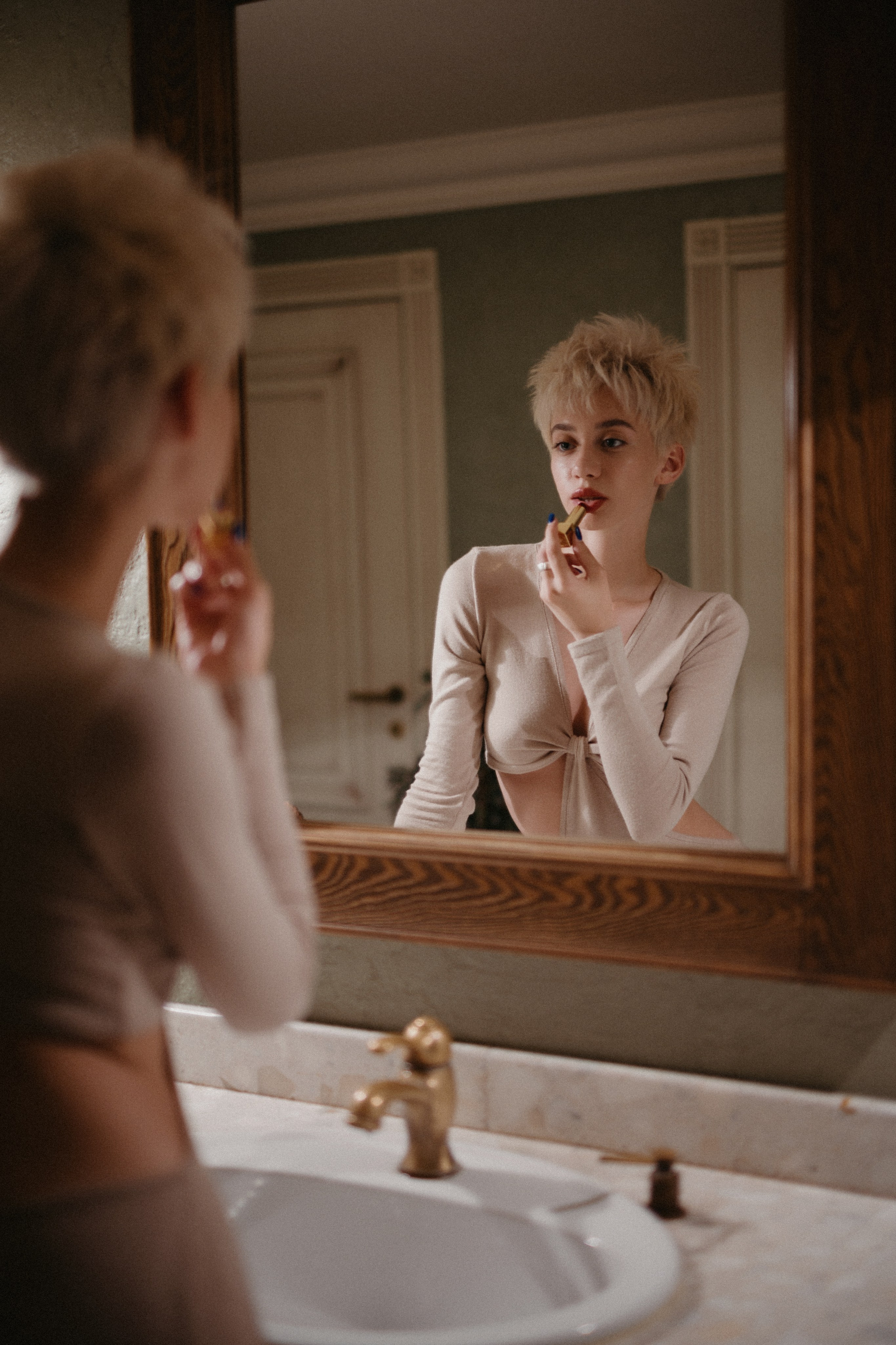 Настя. Бэкстейдж и репортажный фотограф в Москве Артем Онацко