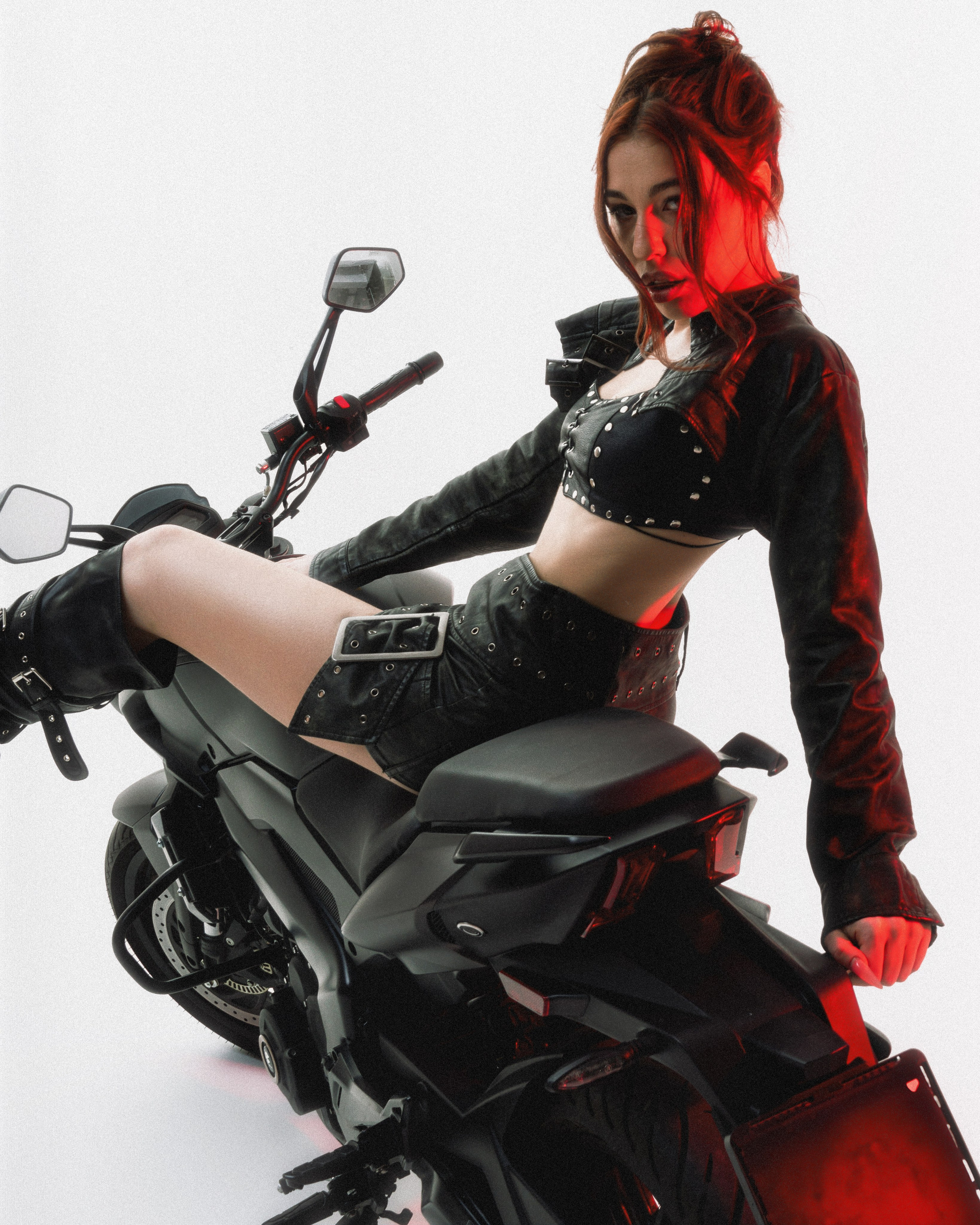 MOTOMAMI. ART фотограф NBIRDIE