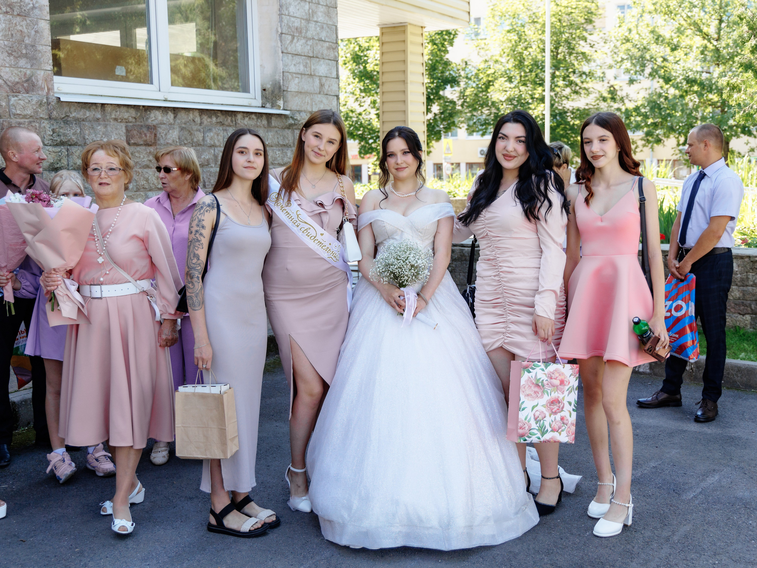 Дмитрий и Виктория. Свадебный и семейный фотограф в г. Волхов Алексей Кочерыжкин