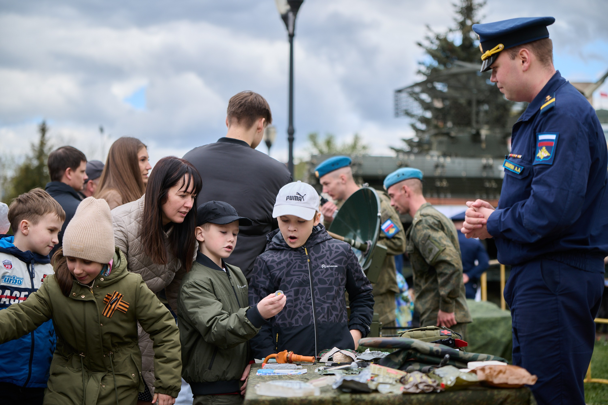 Празднование 9 мая в Иваново. Фотограф в Иваново: Каталожная съемка одежды и постельного белья, Wildberries