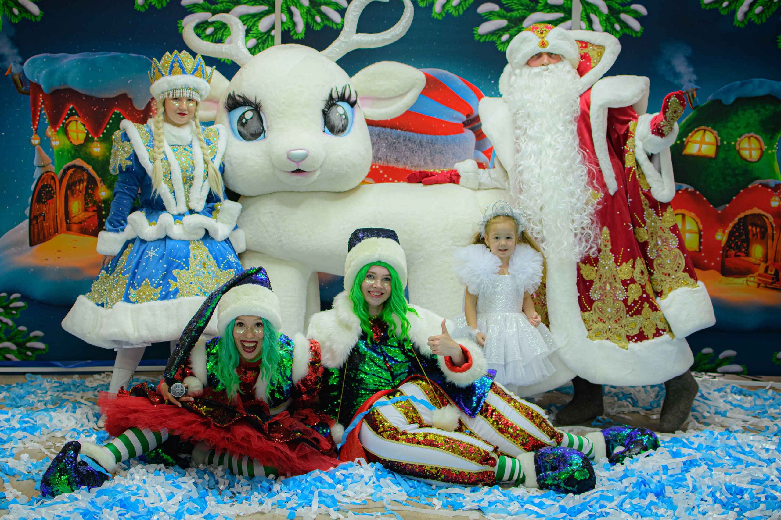 HAPPY NEW YEAR. Photokarish