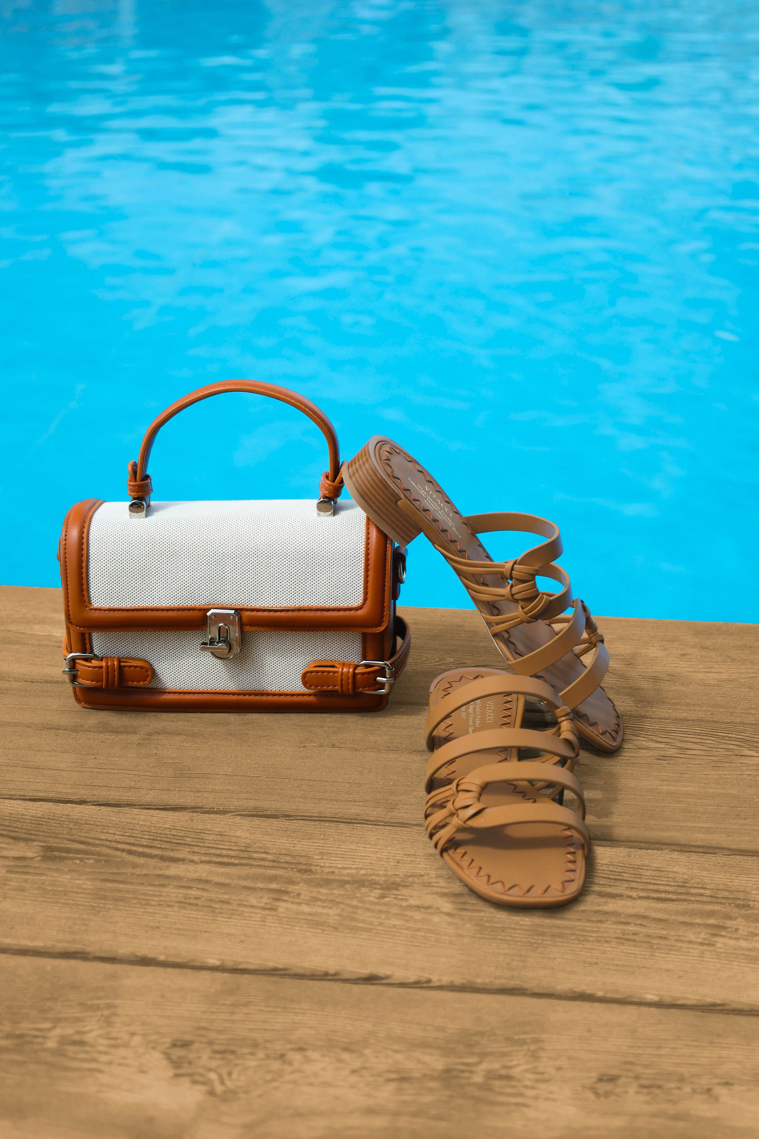 Club City. Предметный фотограф Артём Йома