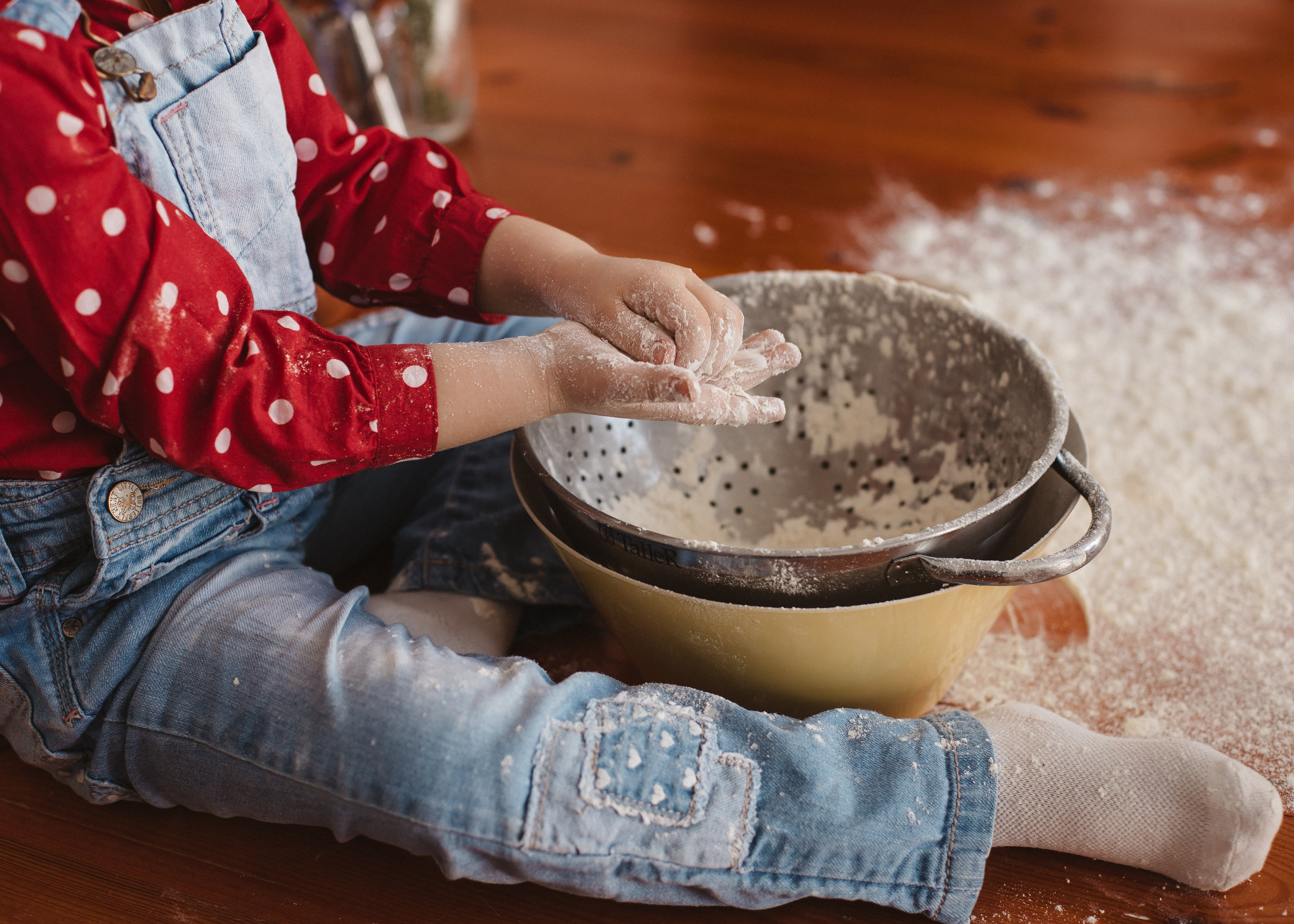 Семейная фотосессия на кухне. Фотограф в спб Александр Потапов