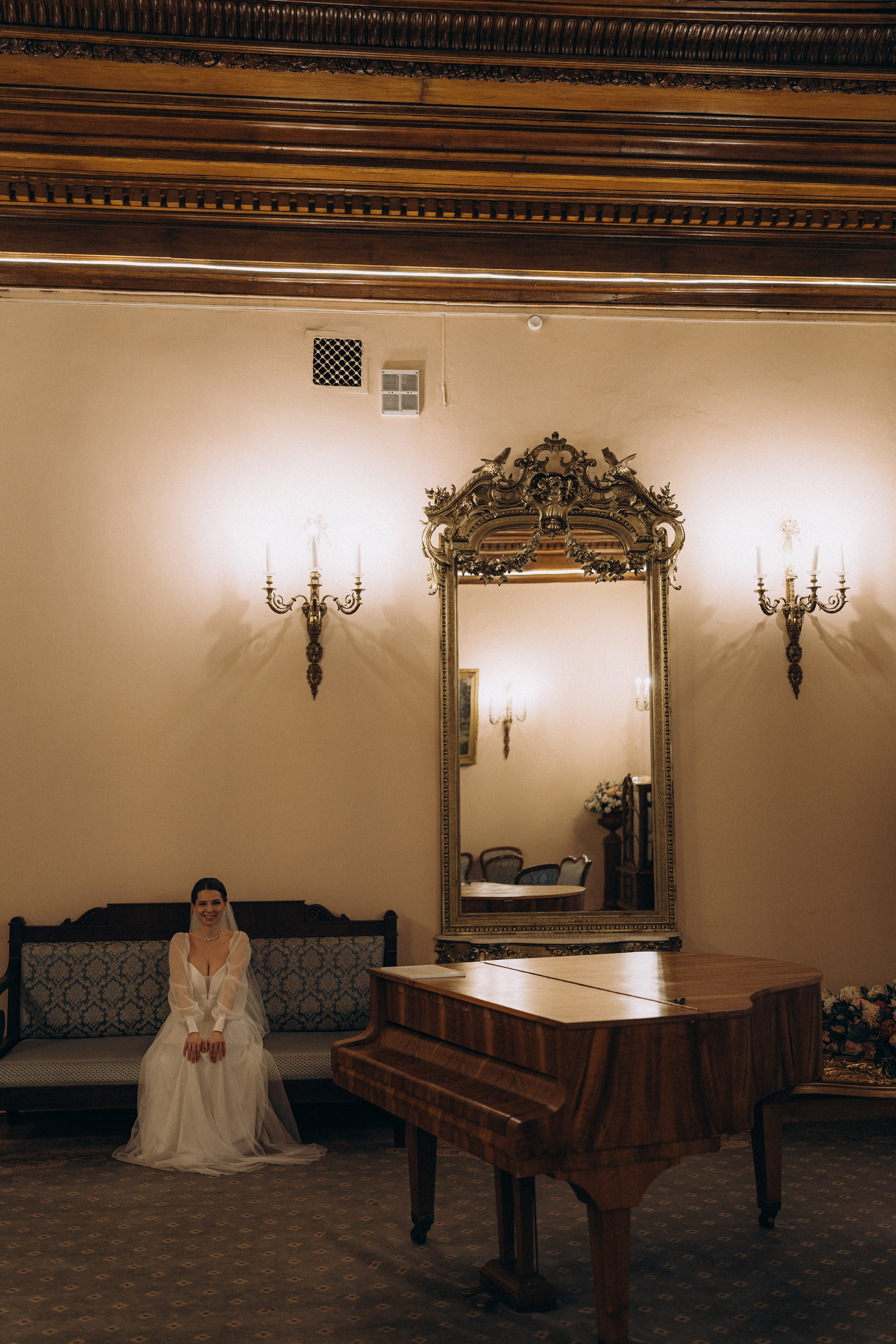 СВАДЕБНАЯ СЬЕМКА ВО ВТОРОМ ДВОРЦЕ (ДЕКАБРЬ) ТАКЖЕ СЬЕМКА В СТУДИИ НА ЧЕРНЫШЕВСКОЙ. Профессиональный фотограф, Санкт-Петербург — Виктория Богомолова