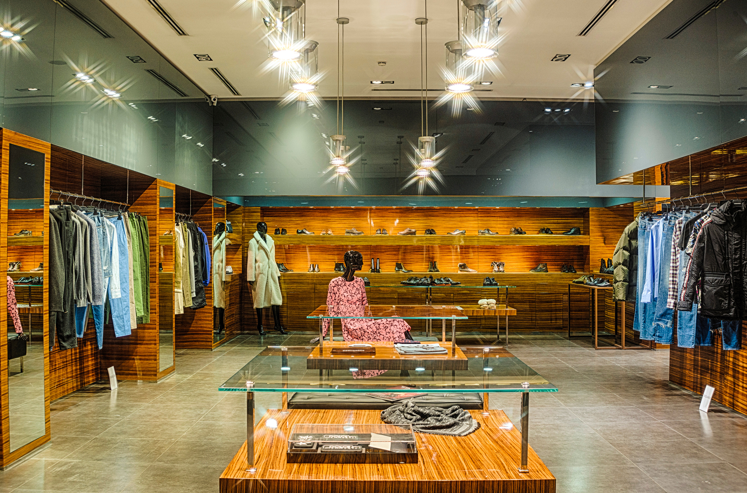 TOP BOUTIQUE «LUXURY»