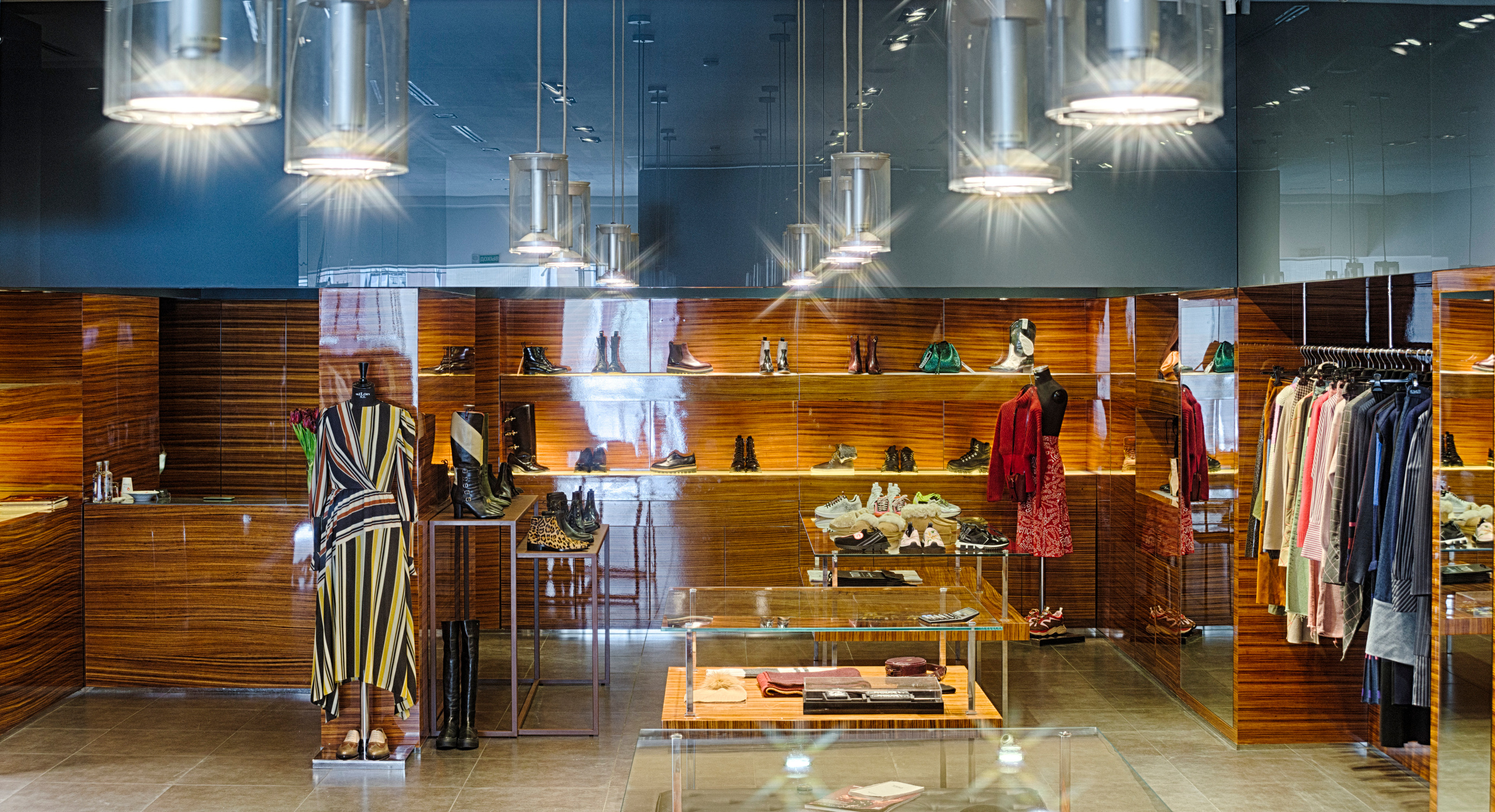 TOP BOUTIQUE «LUXURY»