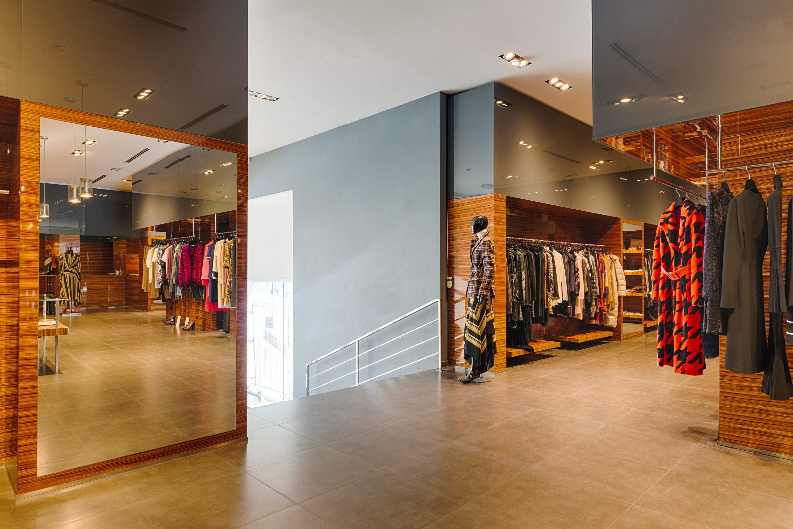 TOP BOUTIQUE «LUXURY»