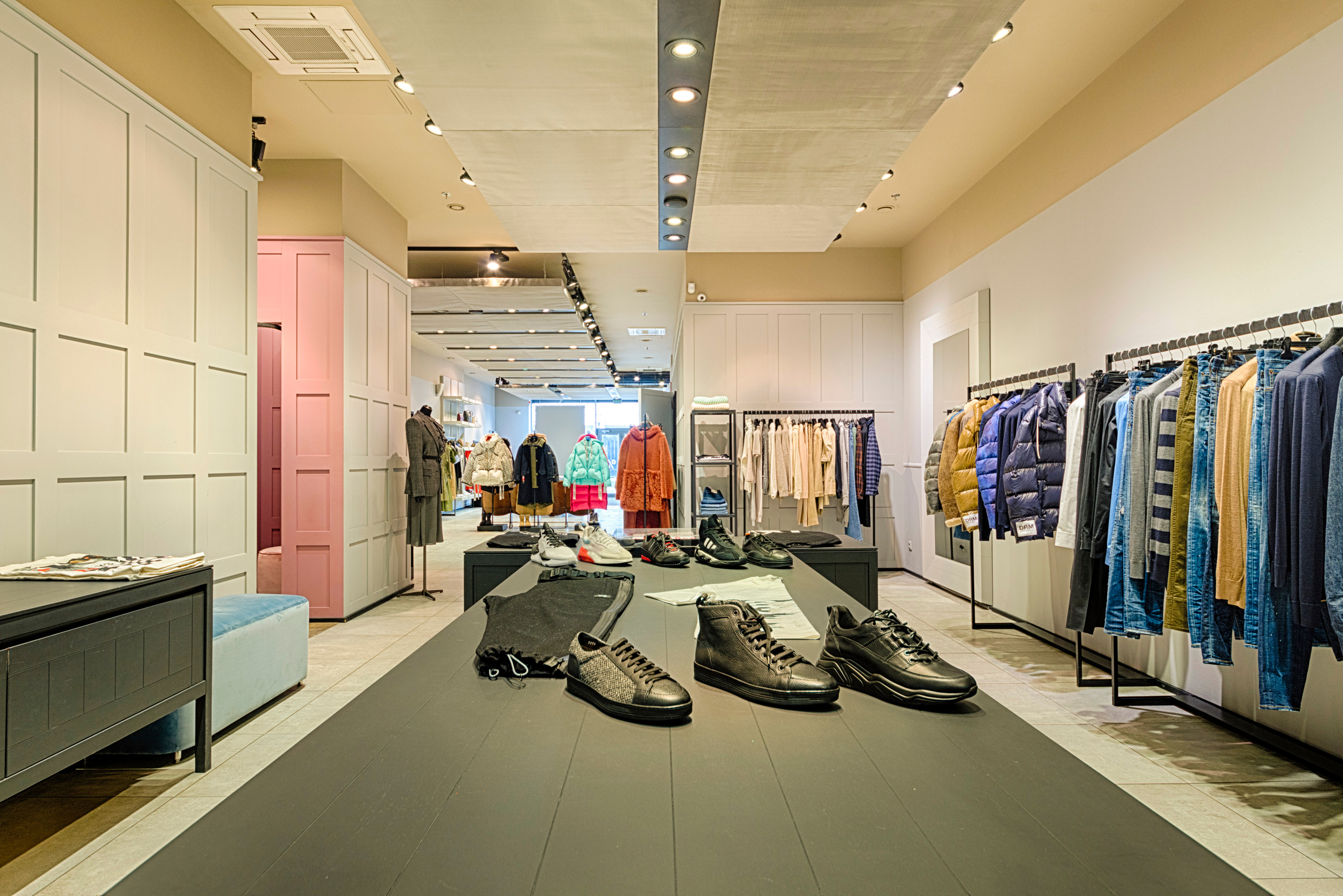 TOP BOUTIQUE «ATELIER»