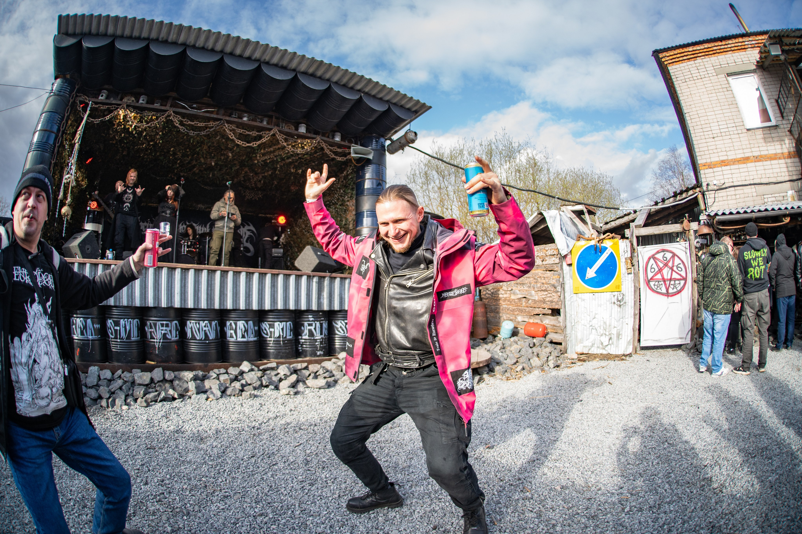 Фестиваль «ПОСРЕДИ КЛАДБИЩ И БОЛОТ»|Архангельск. Концертный и репортажный фотограф в Санкт-Петербурге Слава Пахомов