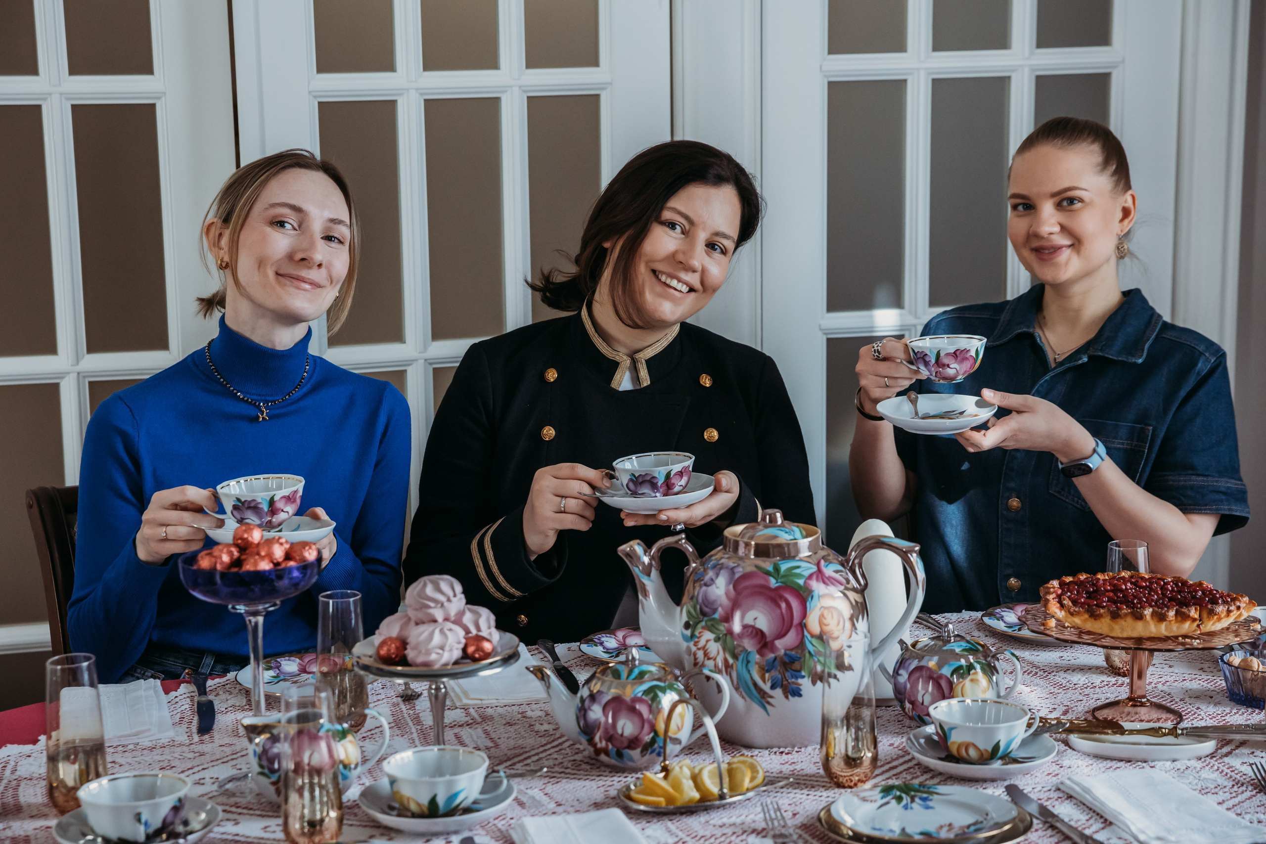 Родные люди «Русское чаепитие». Леся Гаранина. Семейный фотограф/видеограф Москва и область